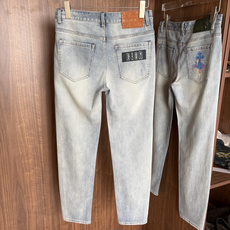 专柜🆕2026春夏设计推荐 热卖牛仔裤🆕柔软亲肤面料 奢华头层牛皮腰牌 经典蓝洗水 专柜限量款 奢华感订 专柜🆕2026春夏设计推荐 热卖牛仔裤🆕柔软亲肤面料 奢华头层牛皮腰牌 经典蓝洗水 专柜限量款 奢华感订