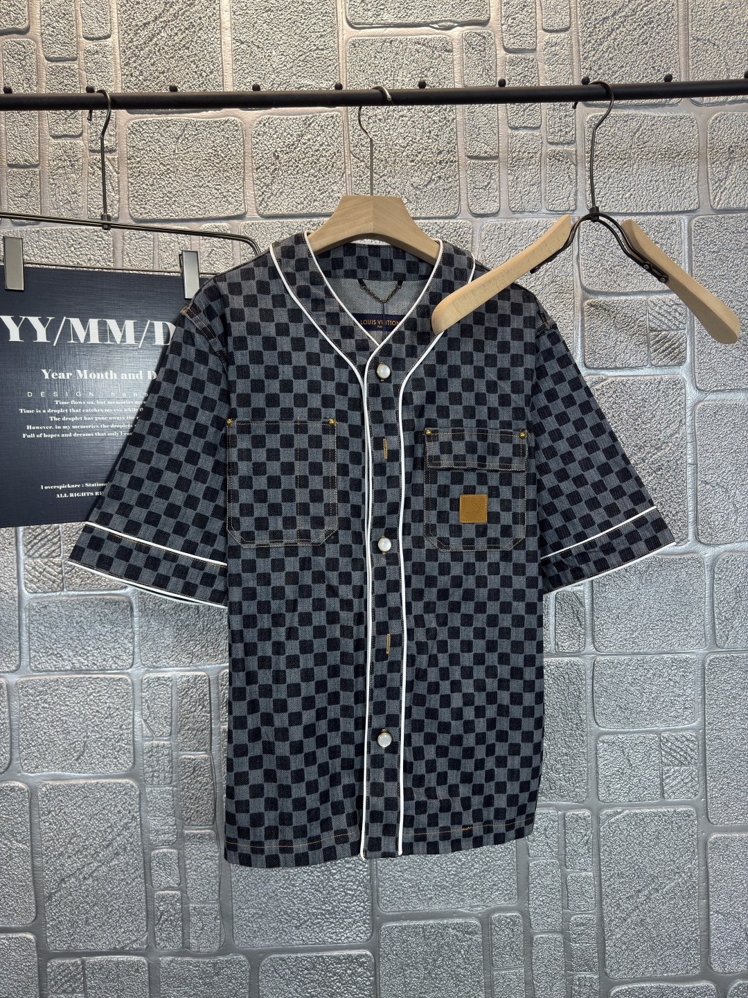 “Luis Vuitton x Nigo FW25 Mini-Line Cowboy Shorts for Men” - 图片 1