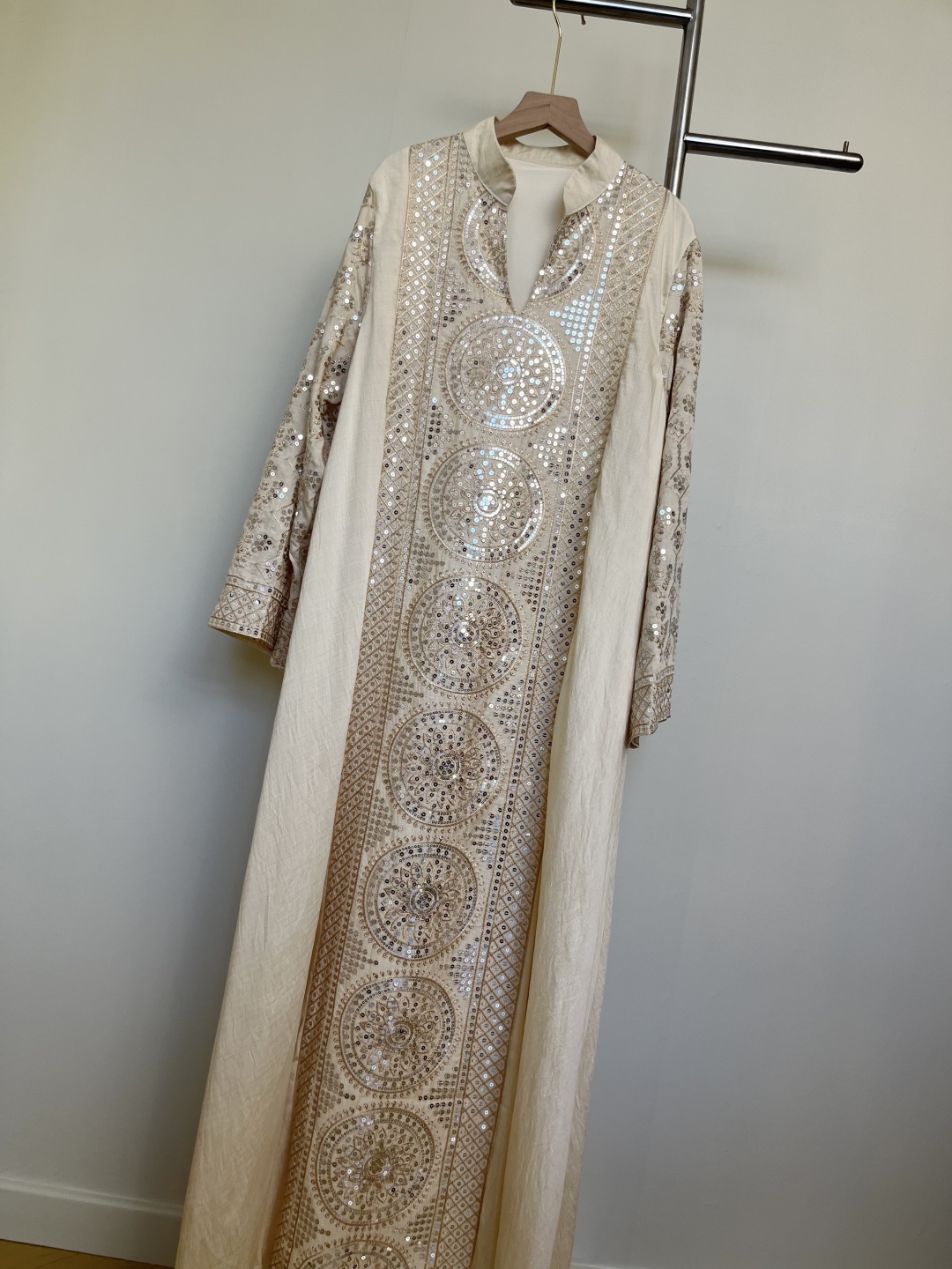 2025AW Elegant Women’s Dress Collection: Green, White, Black, Sizes M-XXL, Exquisite Embroidery. - 图片 5