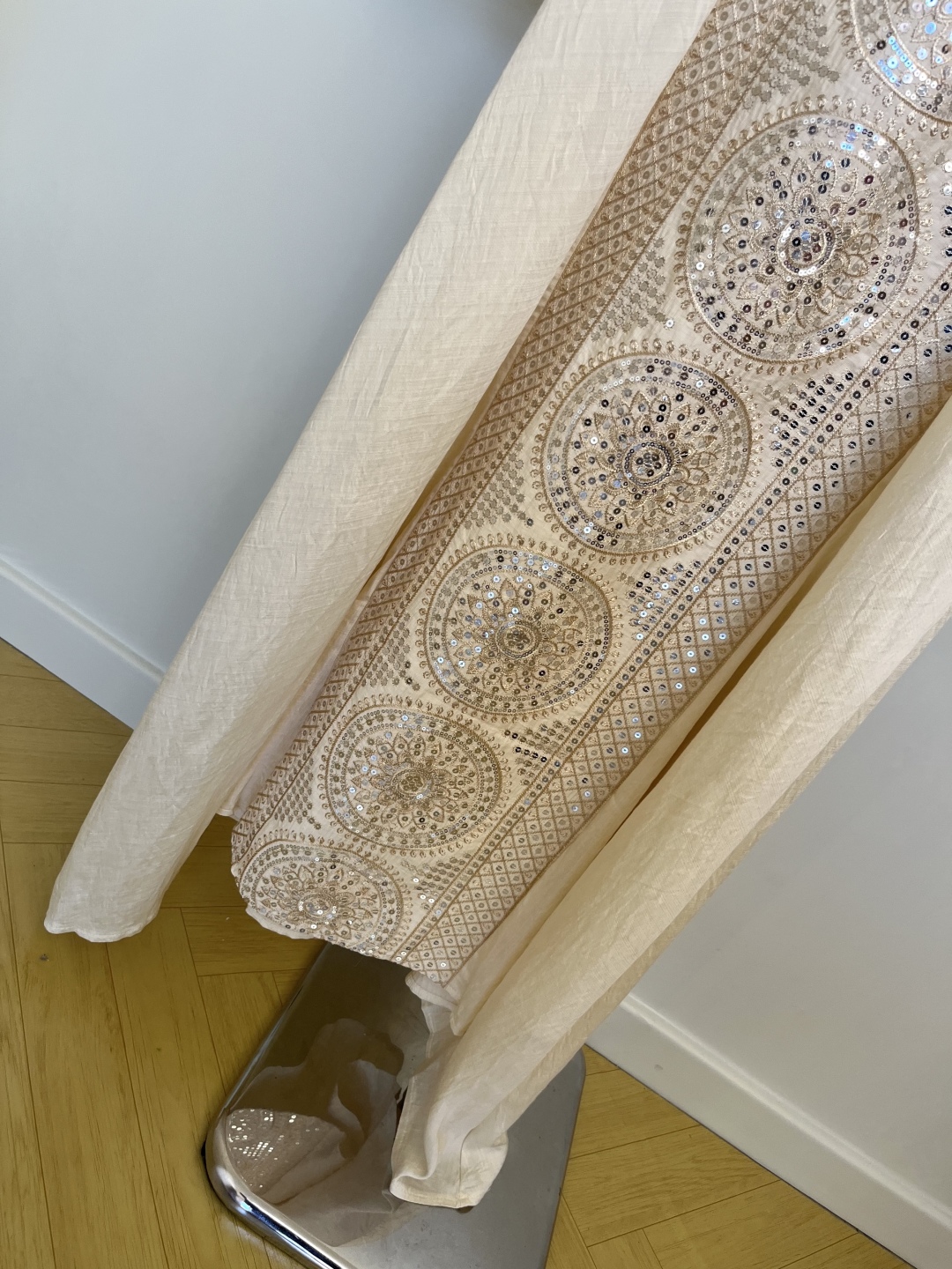 2025AW Elegant Women’s Dress Collection: Green, White, Black, Sizes M-XXL, Exquisite Embroidery. - 图片 9