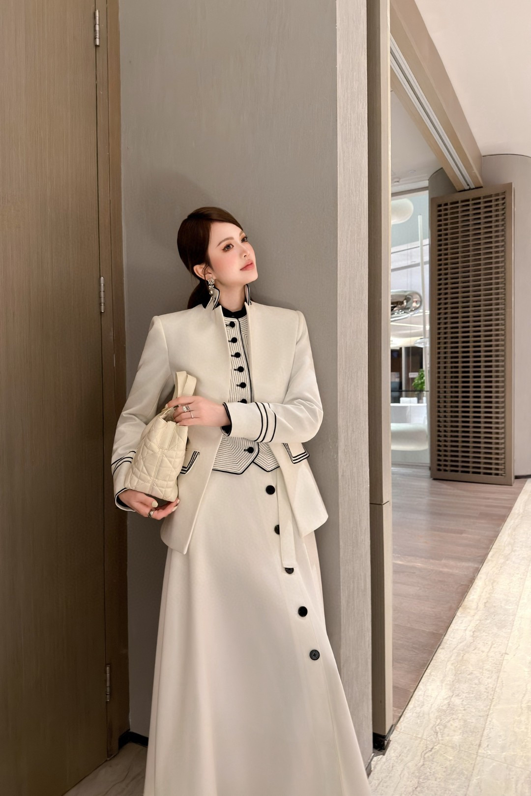 cmp a1760855945990 1527