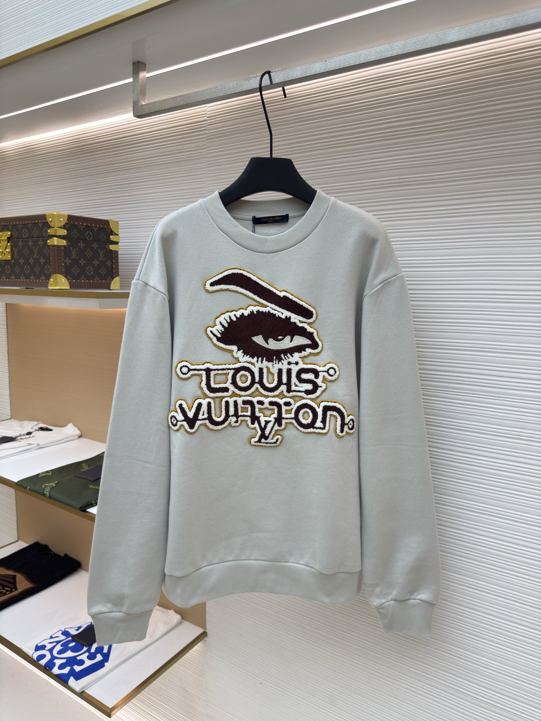 LOUIS VUITTON ● 11600 ● 1680517-A85 ● ● ● ● 565 ● XS-S-M-L ● 32s 26s Y AB 26s/2 30% + Felpa Felpa Felpa