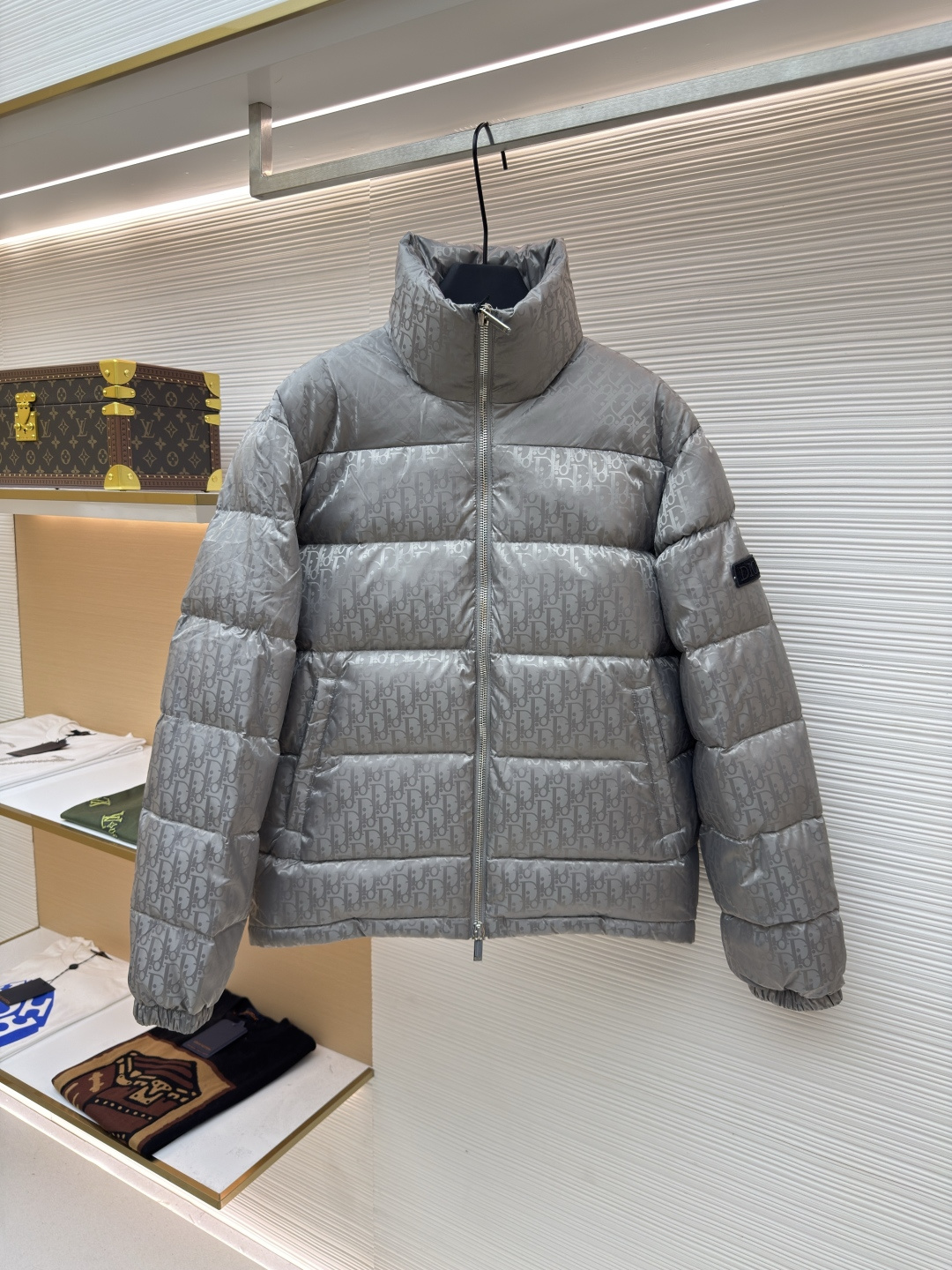 Dior oblique ● 21000 ● 1680754-C45 ● ● ● ● 1010 ● 46-48-50-52-54-56 ● 50 3D ✨ ✨ LOGO NO.1 Piumino