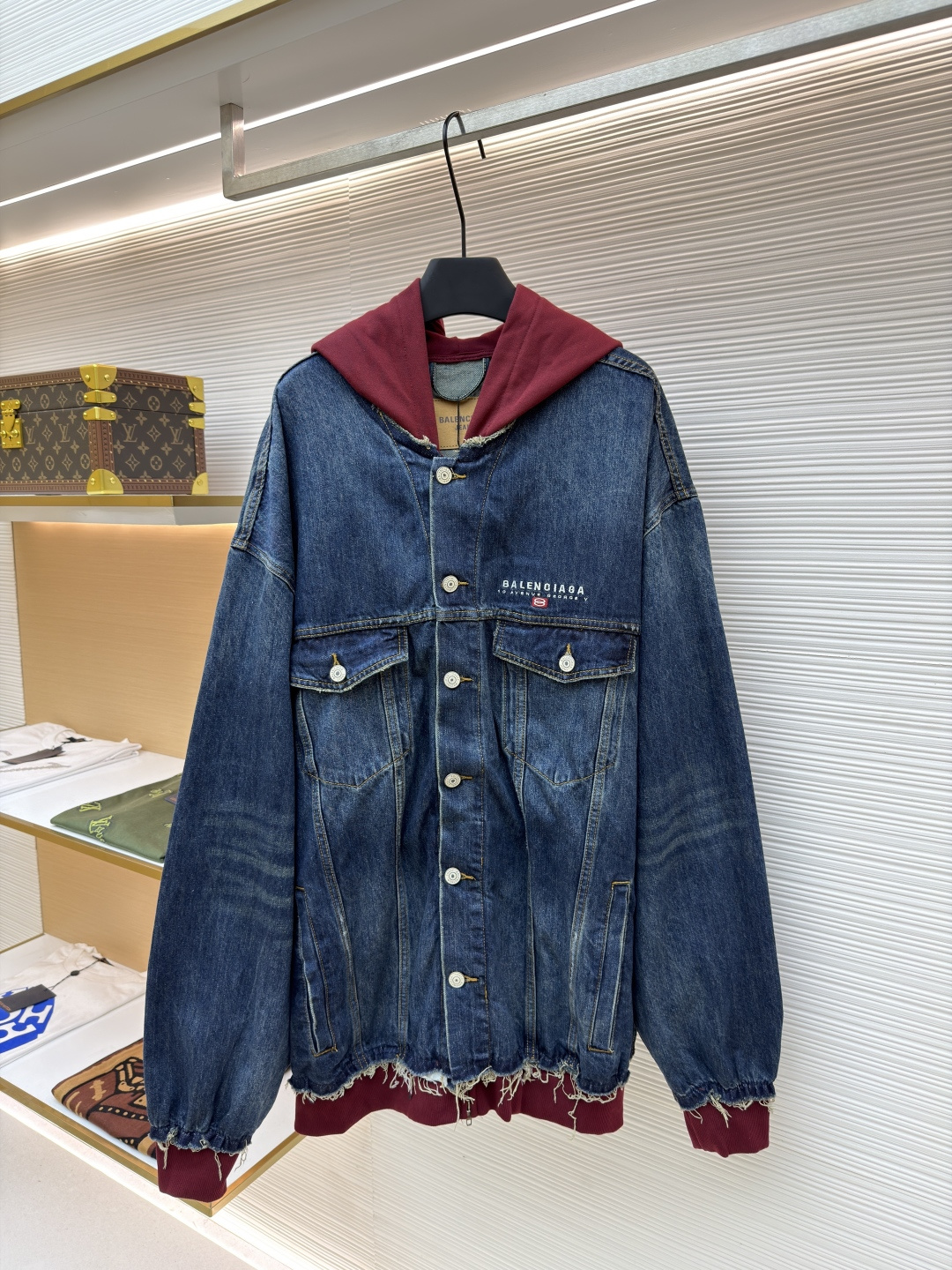 Balenciaga ● 18500 ● 1680946-B90 ● ● ● ● 1435 ● 1-2-3-4 ● unity sporticon ➕ ➕ Giacca Felpa Giacca