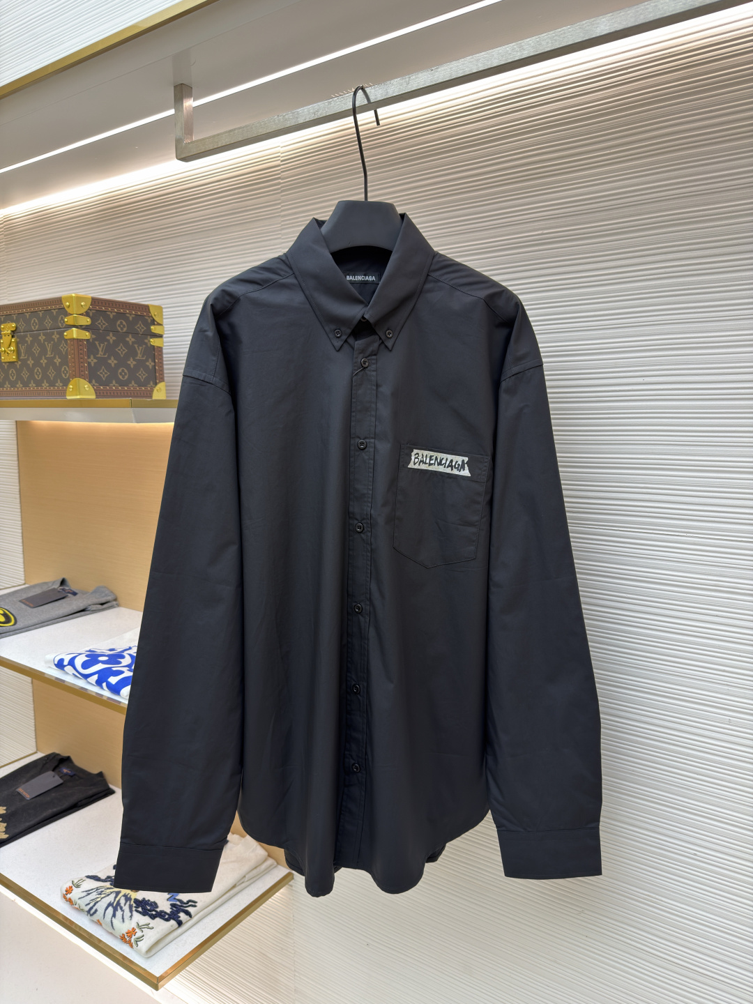 P195 Balenciaga camisa con estampado de letras ●Original: comprada por 10500 para desarrollo ●N.º de artículo: 1682265-…