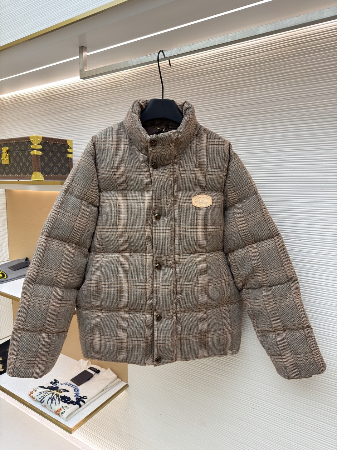 P425 Abrigo de algodón de manga larga con cuello alto y cinturón a cuadros de tweed LOUIS VUITTON ●Versión original: co…