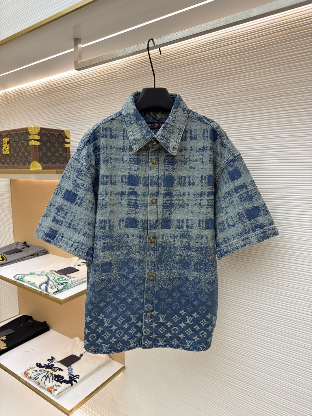 Louis Vuitton T-Shirt 13147