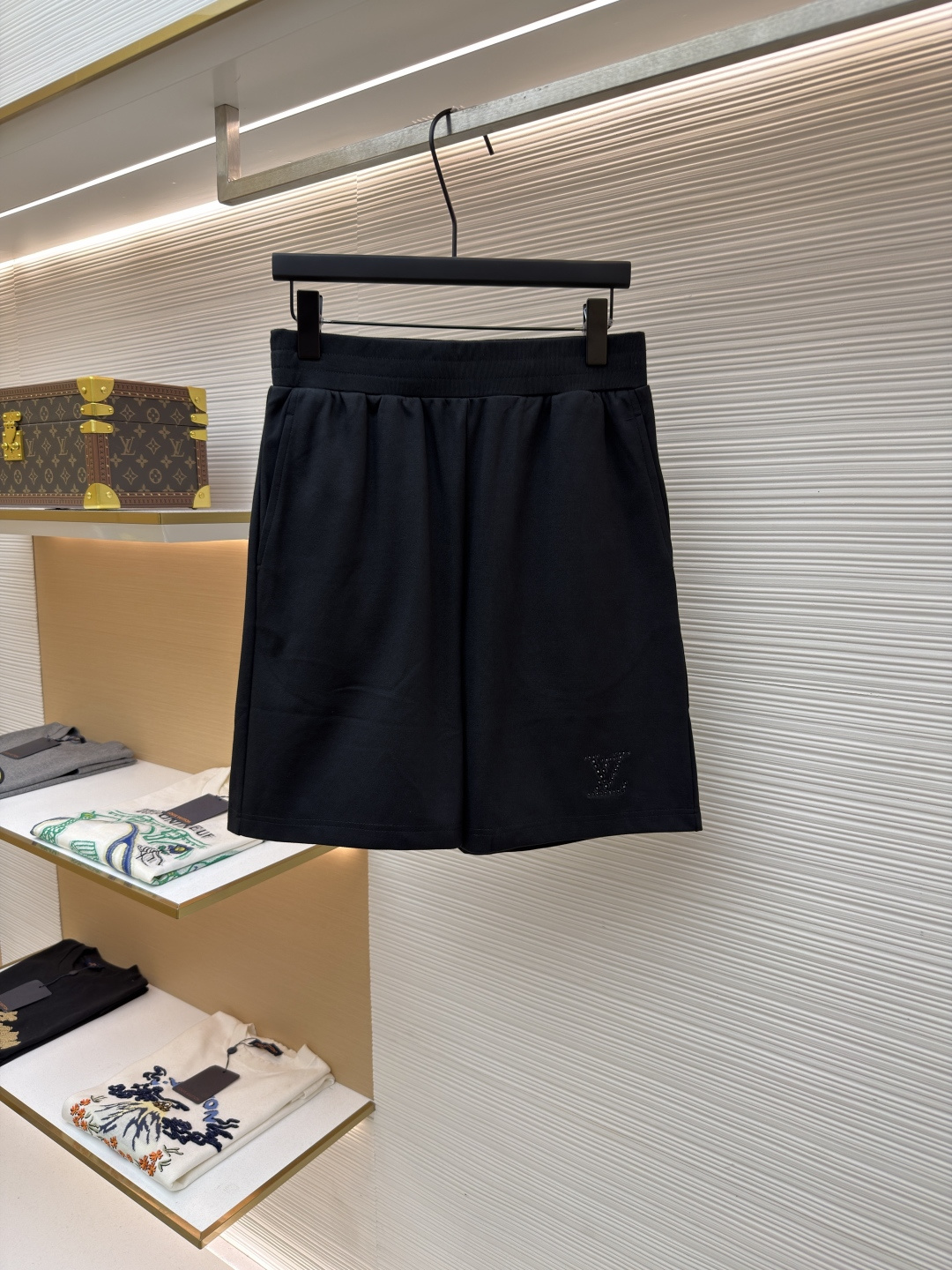 LOUIS VUITTON ● 9300 ● 1683086-A25 ● ● ● ● ● 285 ● S-M-L-XL ● Pantaloncini Pantaloncini