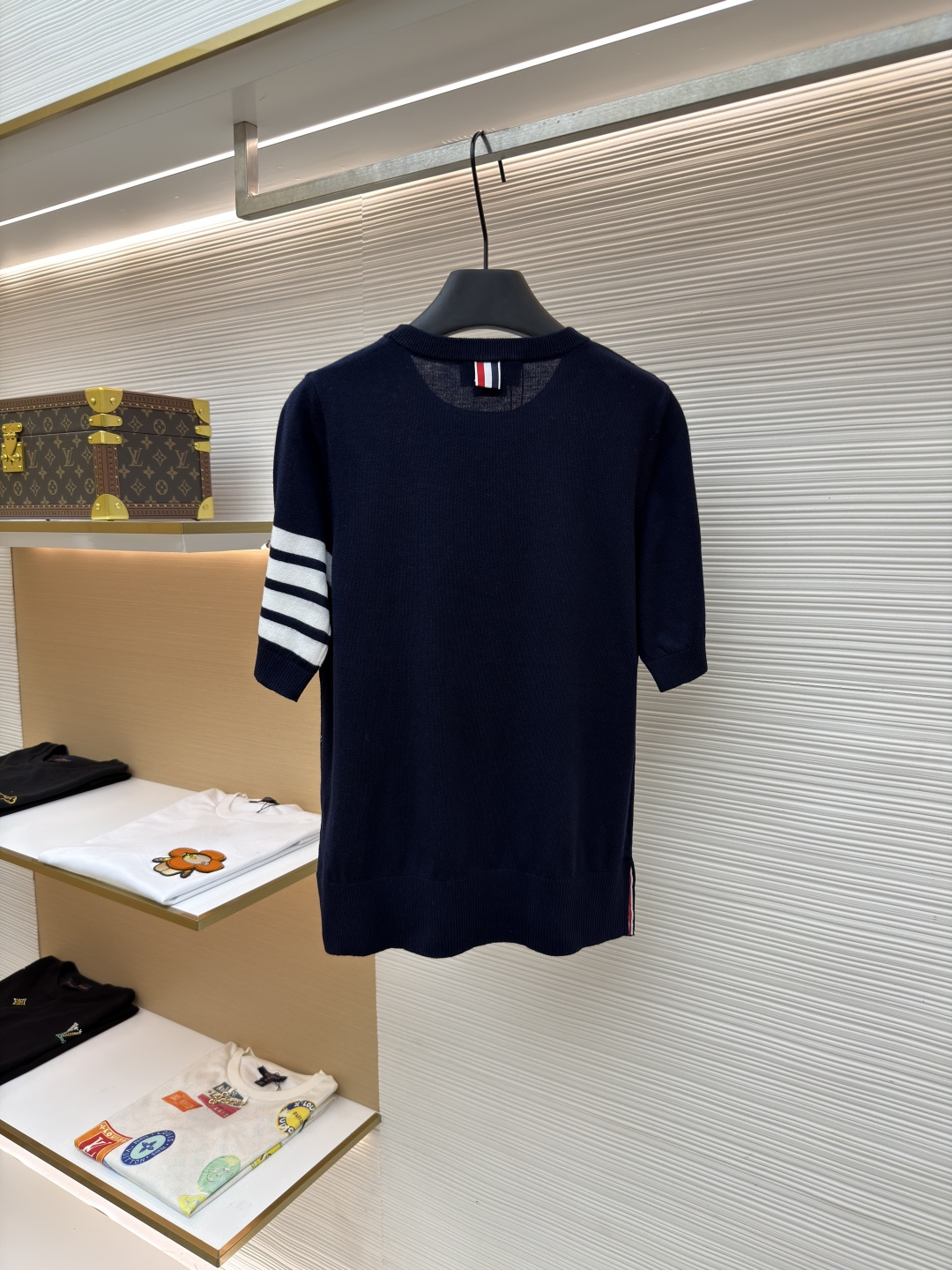 Alternative view of T-Shirt 13112