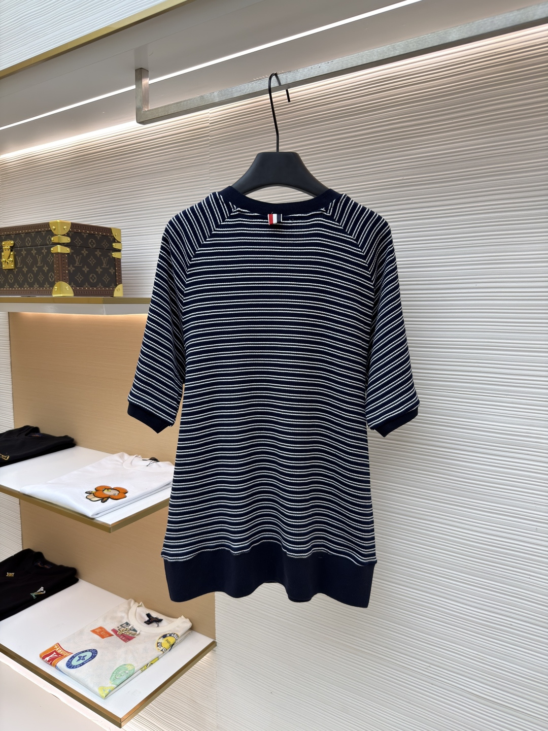 Alternative view of T-Shirt 13083
