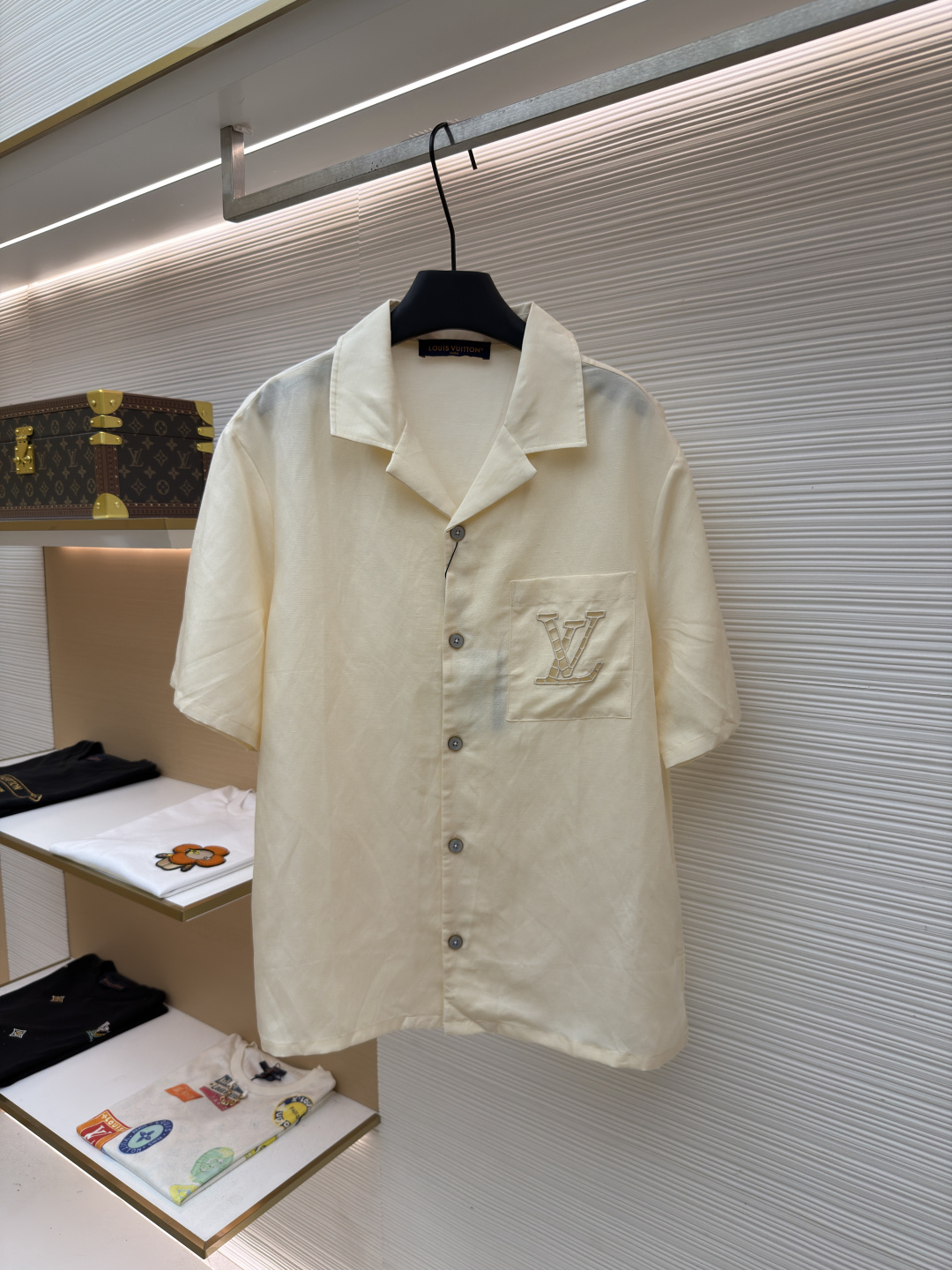 LOUIS VUITTON ● 11300 ● 1684809-A70 ● ● ● ● ● 250 ● XS-S-M-L ● LV Camicia Camicia Manica corta