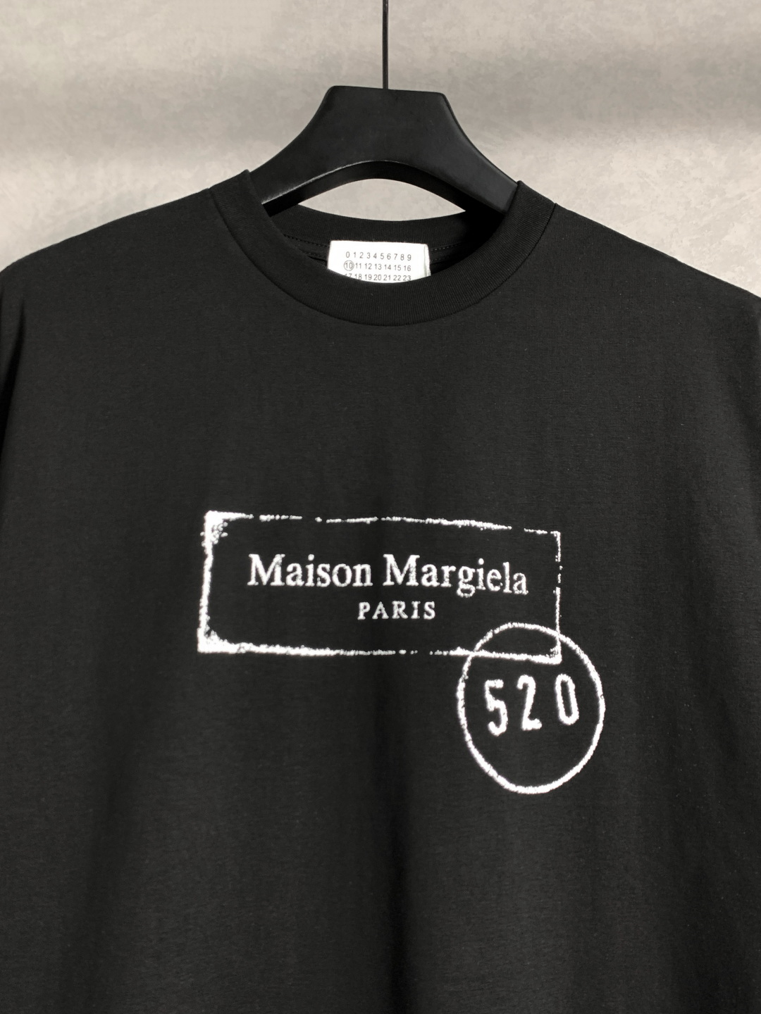 MAISON MARGIELA马吉拉MM6 520限定印花圆领短袖T恤