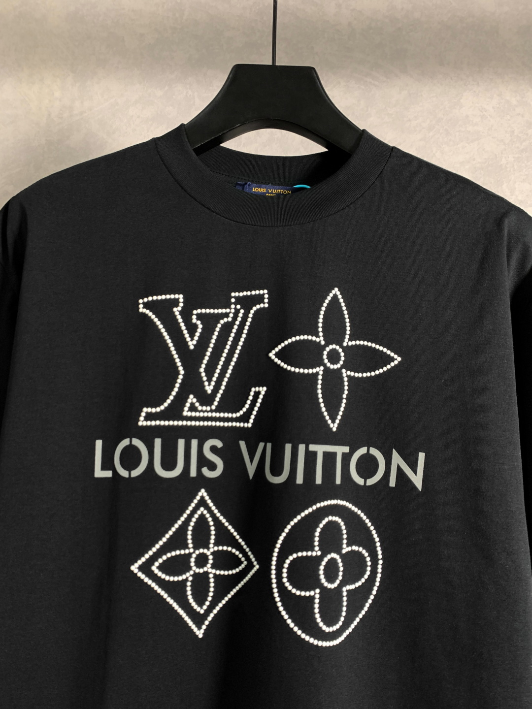 LOUIS VUITTON/路易威登 反光字母烫钻印花圆领短袖T恤