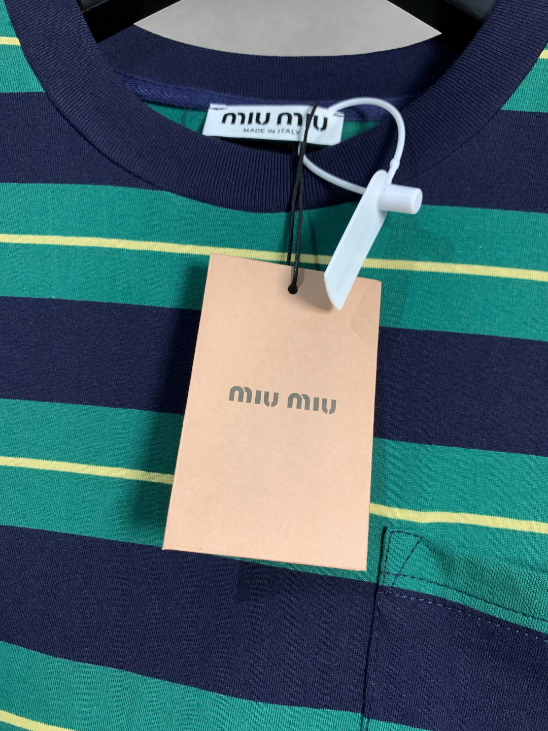 Miumiu 新款系列 条纹微标口袋短袖T恤