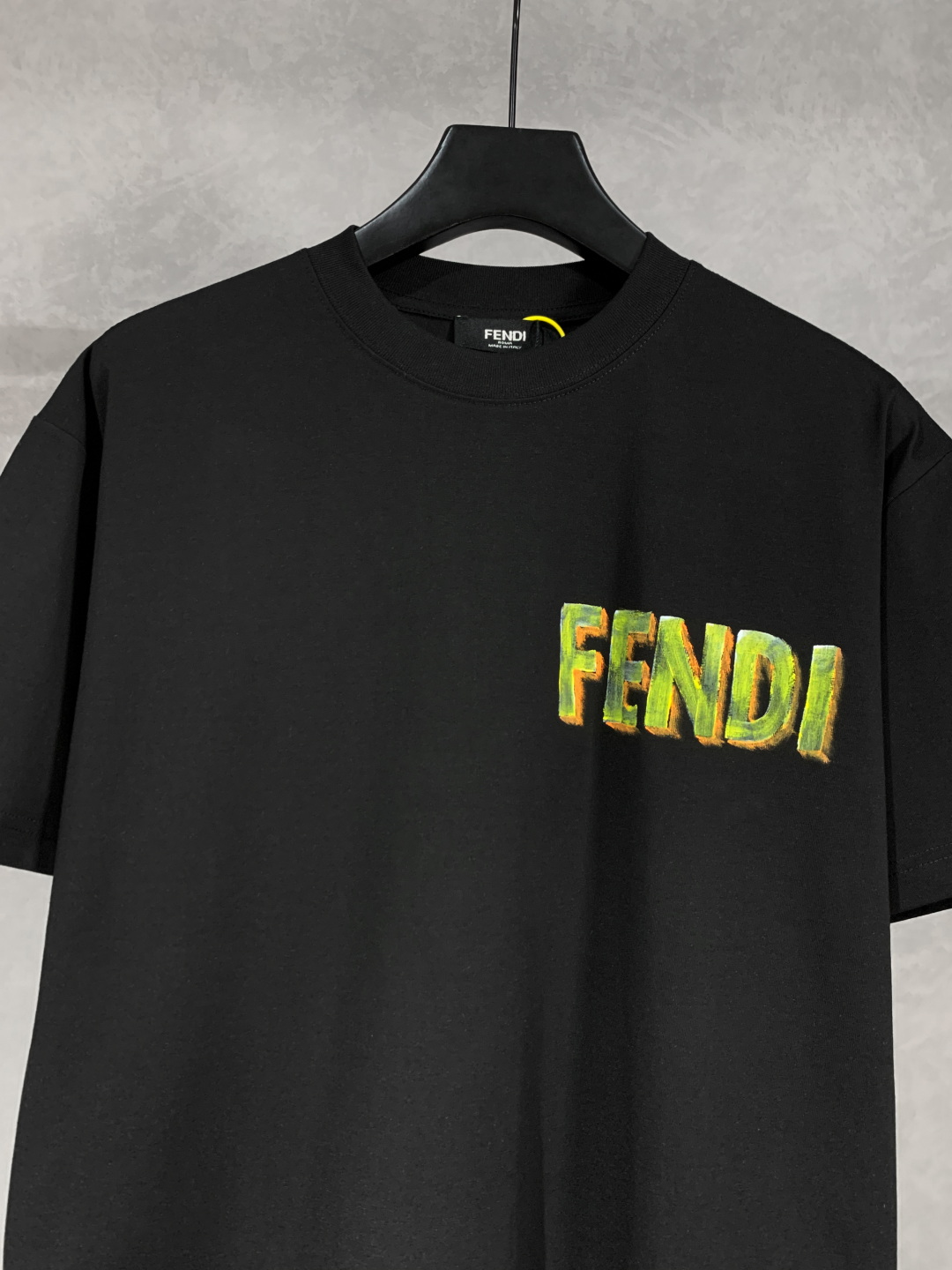 fendi 芬迪 字母手绘圆领短袖T恤