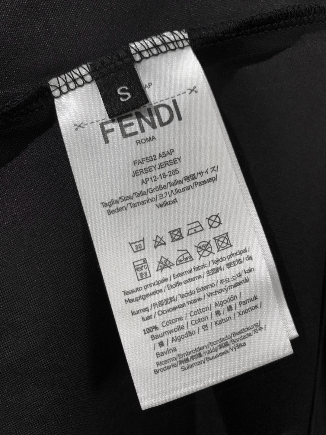 fendi 芬迪 字母手绘圆领短袖T恤