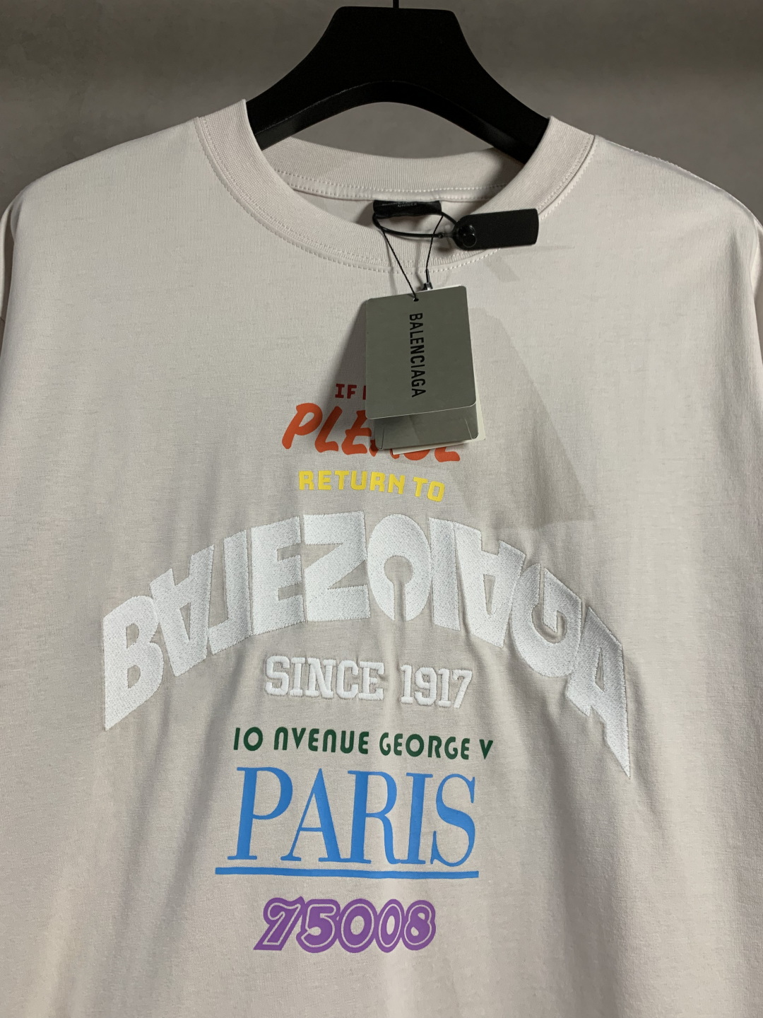High-end Balenciaga Embroidered T-shirts for Women in Multiple Sizes - 图片 3