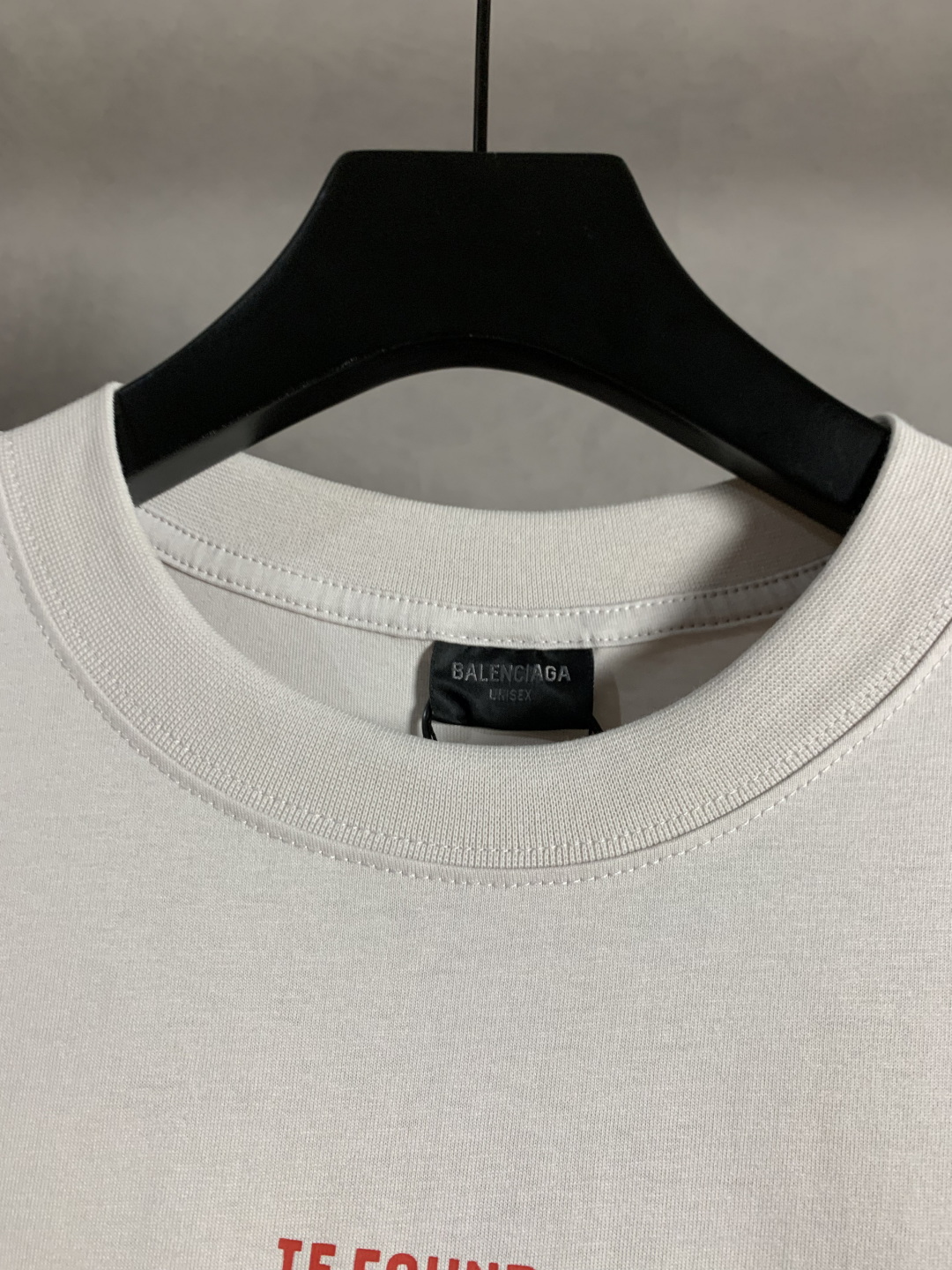 High-end Balenciaga Embroidered T-shirts for Women in Multiple Sizes - 图片 8