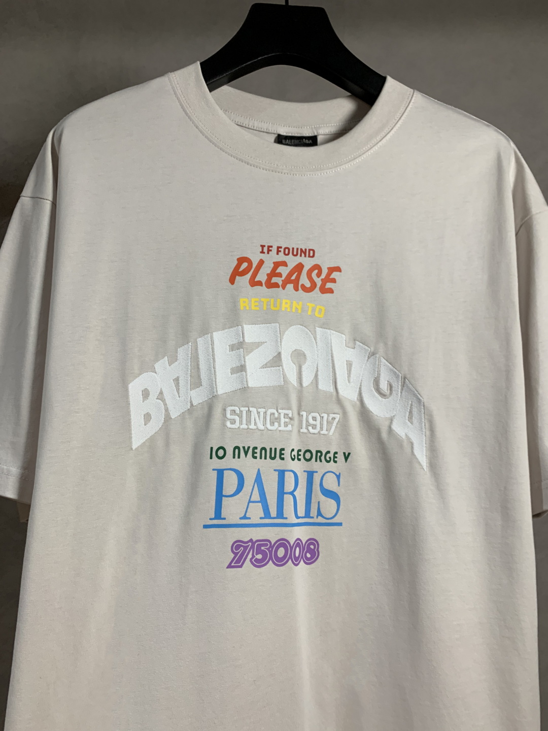 High-end Balenciaga Embroidered T-shirts for Women in Multiple Sizes - 图片 5