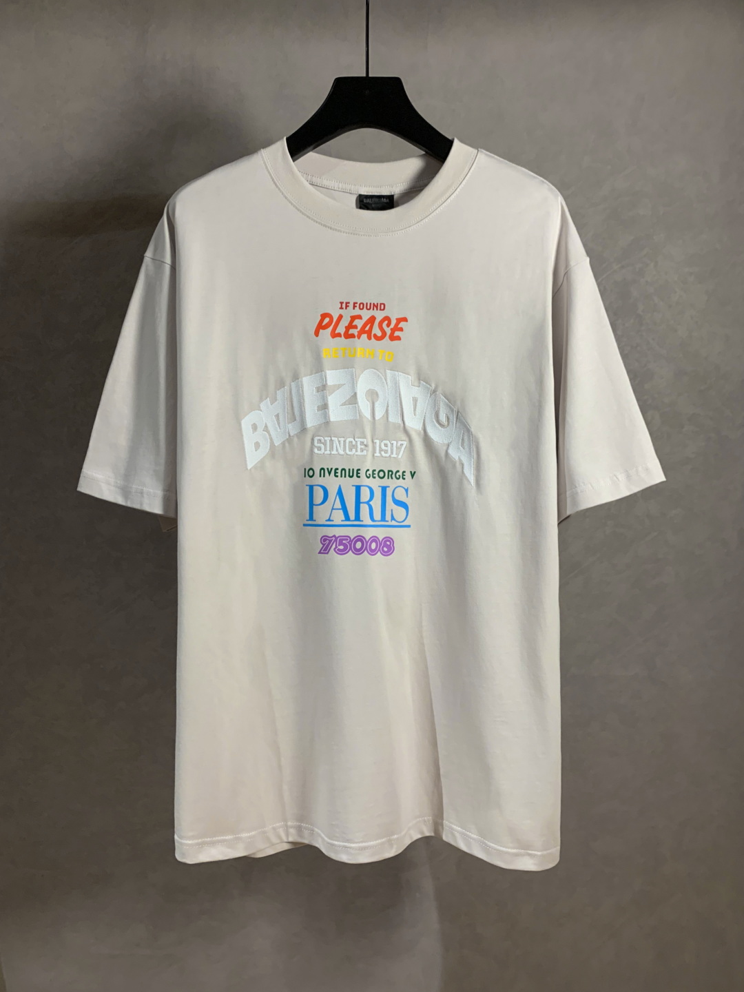 High-end Balenciaga Embroidered T-shirts for Women in Multiple Sizes - 图片 1
