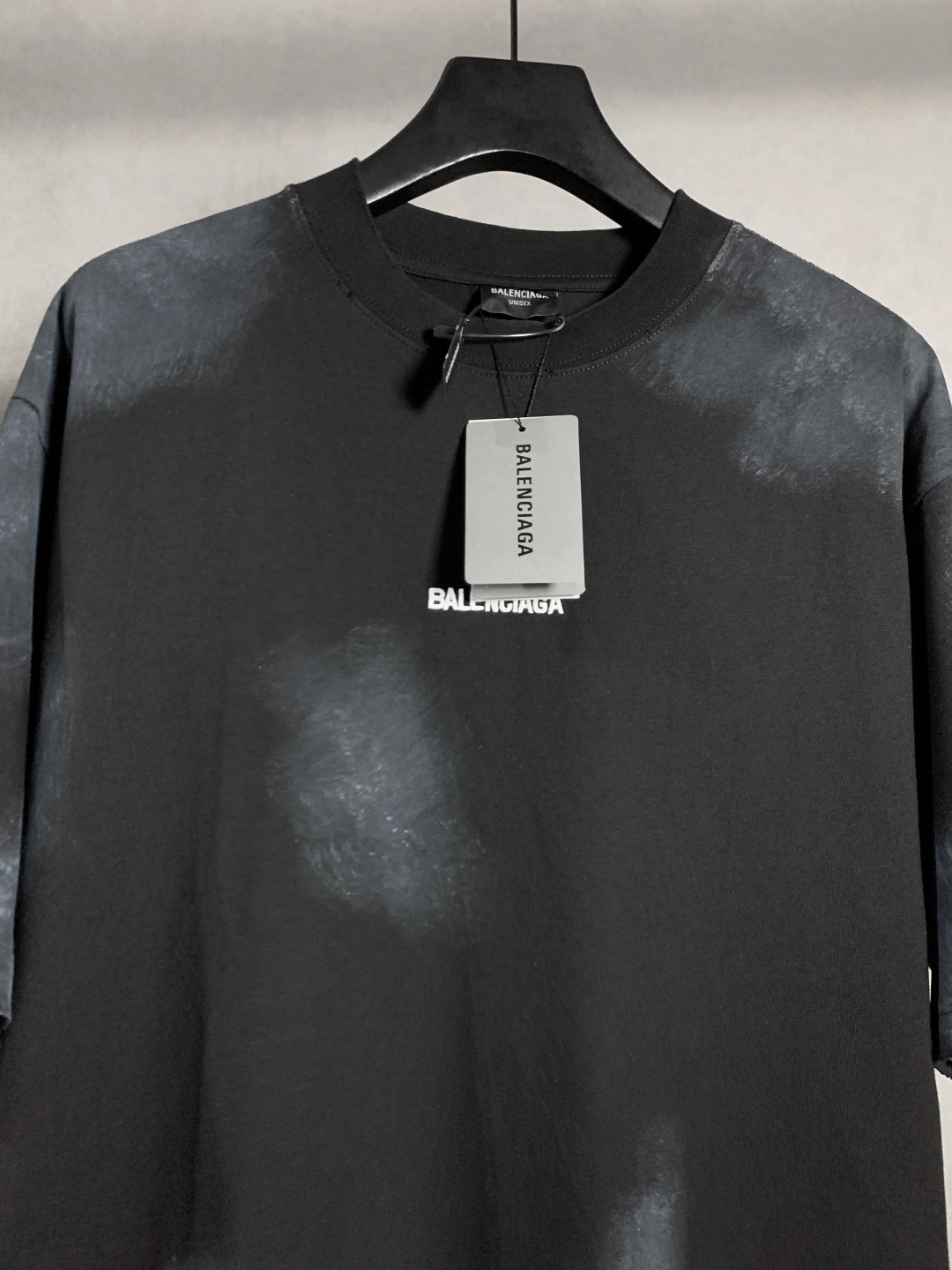 High-End Women’s Balenciaga Paris Family Embroidery T-shirts in Pure Cotton Fabric - 图片 3