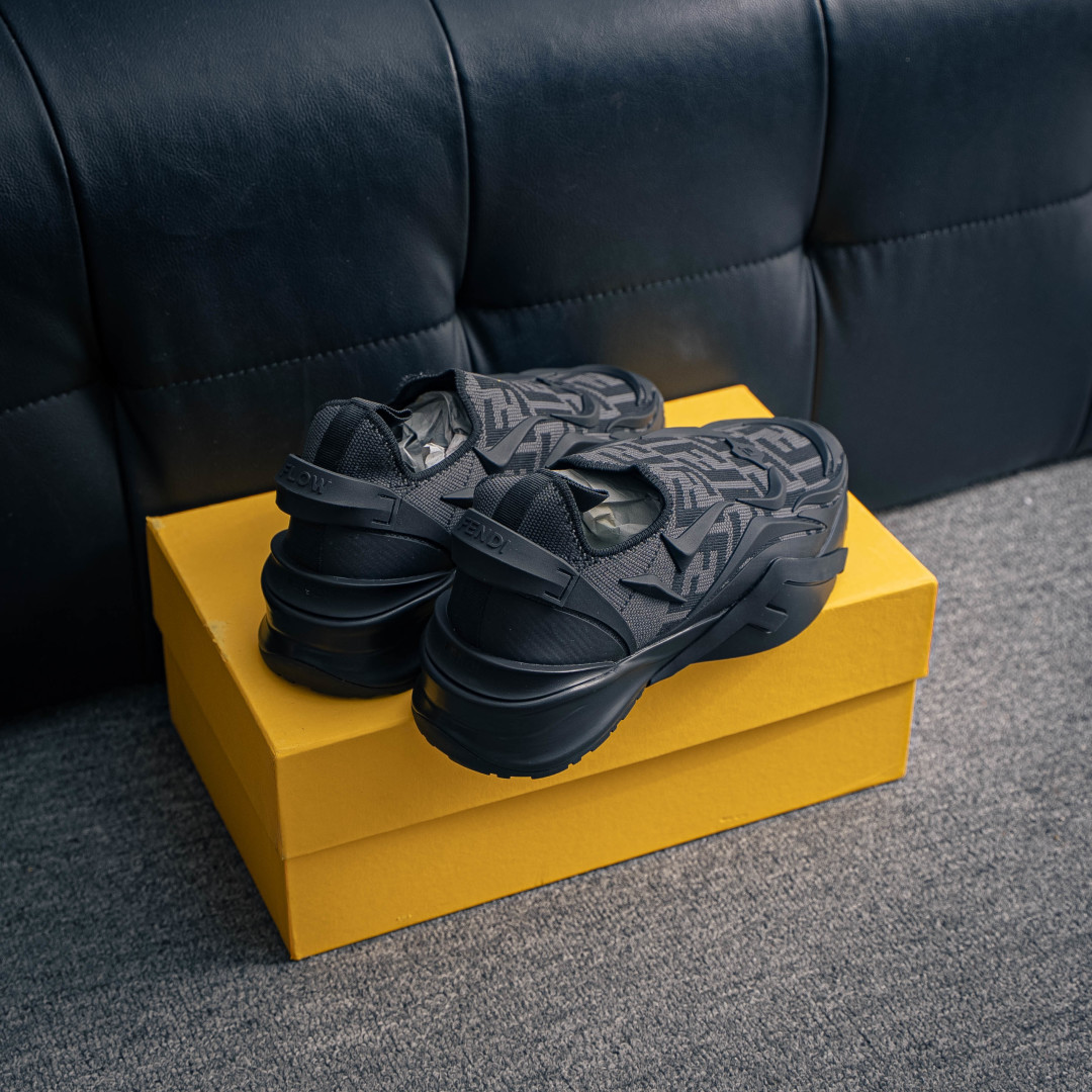 280 芬迪Fendi Flow Sneaker Low 流动系列低帮前卫袜套式一脚蹬透气针织休闲运动慢跑鞋 7E1504AN89F0R7R