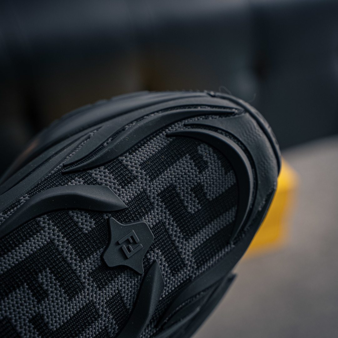 280 芬迪Fendi Flow Sneaker Low 流动系列低帮前卫袜套式一脚蹬透气针织休闲运动慢跑鞋 7E1504AN89F0R7R