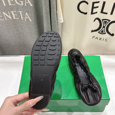 高版本出厂 Bottega Veneta/BV F065 2026ss新款浅口玛丽珍平底鞋芭蕾舞鞋 小圆头的设计 通勤必 高版本出厂 Bottega Veneta/BV F065 2026ss新款浅口玛丽珍平底鞋芭蕾舞鞋 小圆头的设计 通勤必