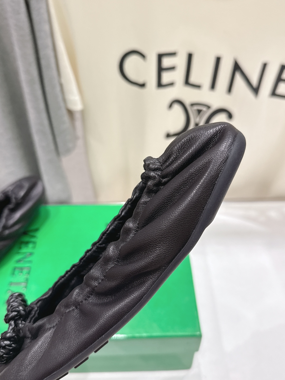 高版本出厂 Bottega Veneta/BV F065 2026ss新款浅口玛丽珍平底鞋芭蕾舞鞋 小圆头的设计 通勤必 高版本出厂 Bottega Veneta/BV F065 2026ss新款浅口玛丽珍平底鞋芭蕾舞鞋 小圆头的设计 通勤必
