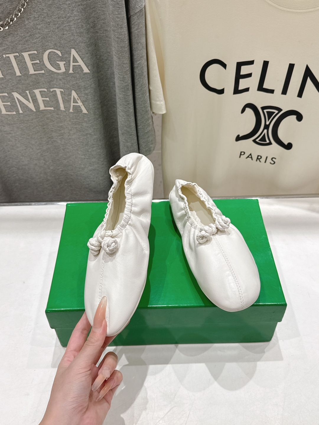 高版本出厂 Bottega Veneta/BV F065 2026ss新款深口玛丽珍平底鞋芭蕾舞鞋 小圆头的设计 通勤必 高版本出厂 Bottega Veneta/BV F065 2026ss新款深口玛丽珍平底鞋芭蕾舞鞋 小圆头的设计 通勤必