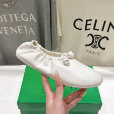 高版本出厂 Bottega Veneta/BV F065 2026ss新款深口玛丽珍平底鞋芭蕾舞鞋 小圆头的设计 通勤必 高版本出厂 Bottega Veneta/BV F065 2026ss新款深口玛丽珍平底鞋芭蕾舞鞋 小圆头的设计 通勤必