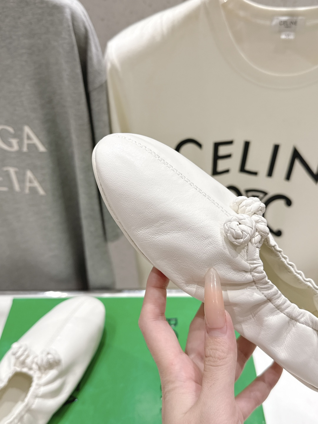 高版本出厂 Bottega Veneta/BV F065 2026ss新款深口玛丽珍平底鞋芭蕾舞鞋 小圆头的设计 通勤必 高版本出厂 Bottega Veneta/BV F065 2026ss新款深口玛丽珍平底鞋芭蕾舞鞋 小圆头的设计 通勤必