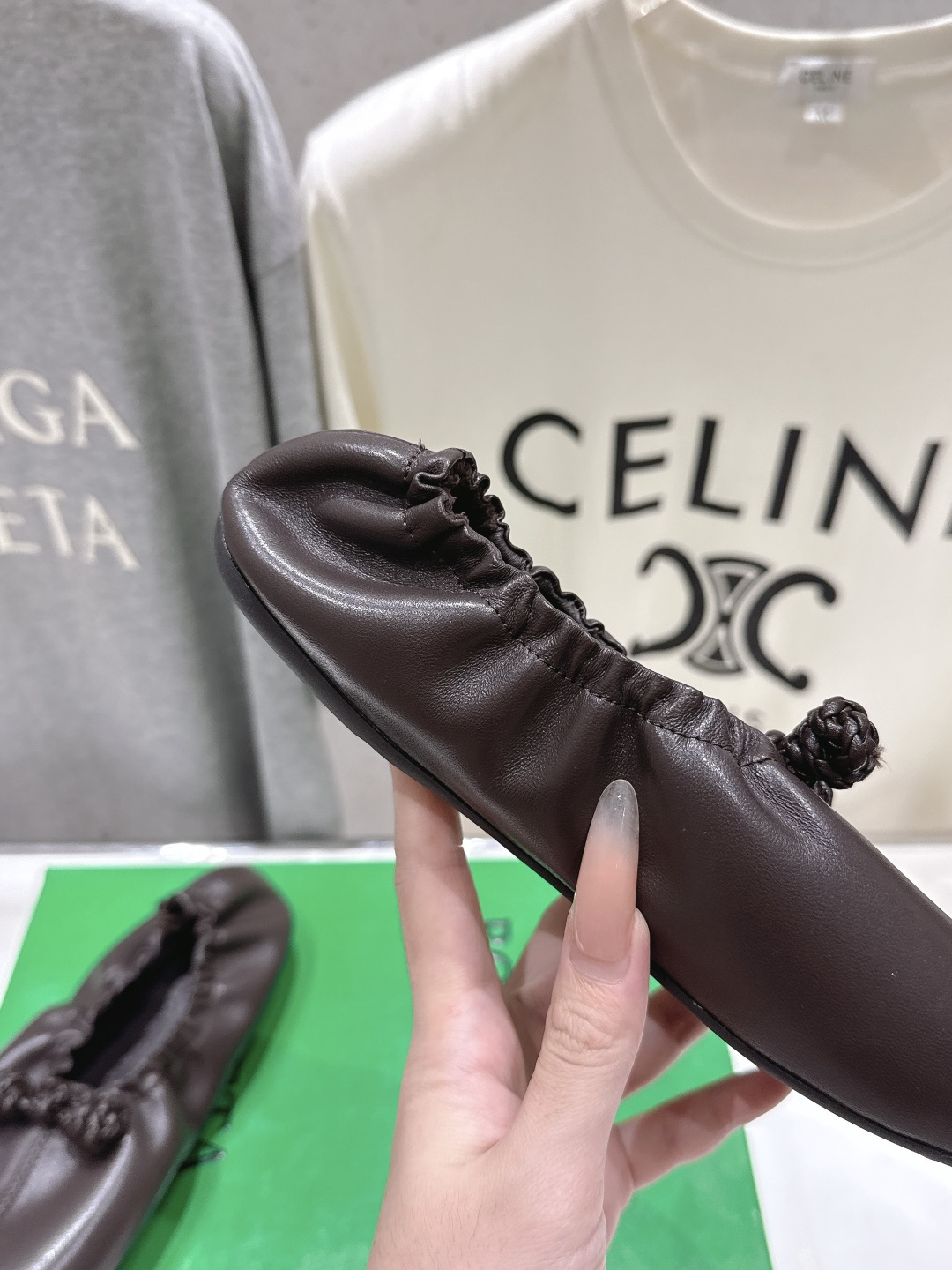 高版本出厂 Bottega Veneta/BV F065 2026ss新款深口玛丽珍平底鞋芭蕾舞鞋 小圆头的设计 通勤必 高版本出厂 Bottega Veneta/BV F065 2026ss新款深口玛丽珍平底鞋芭蕾舞鞋 小圆头的设计 通勤必
