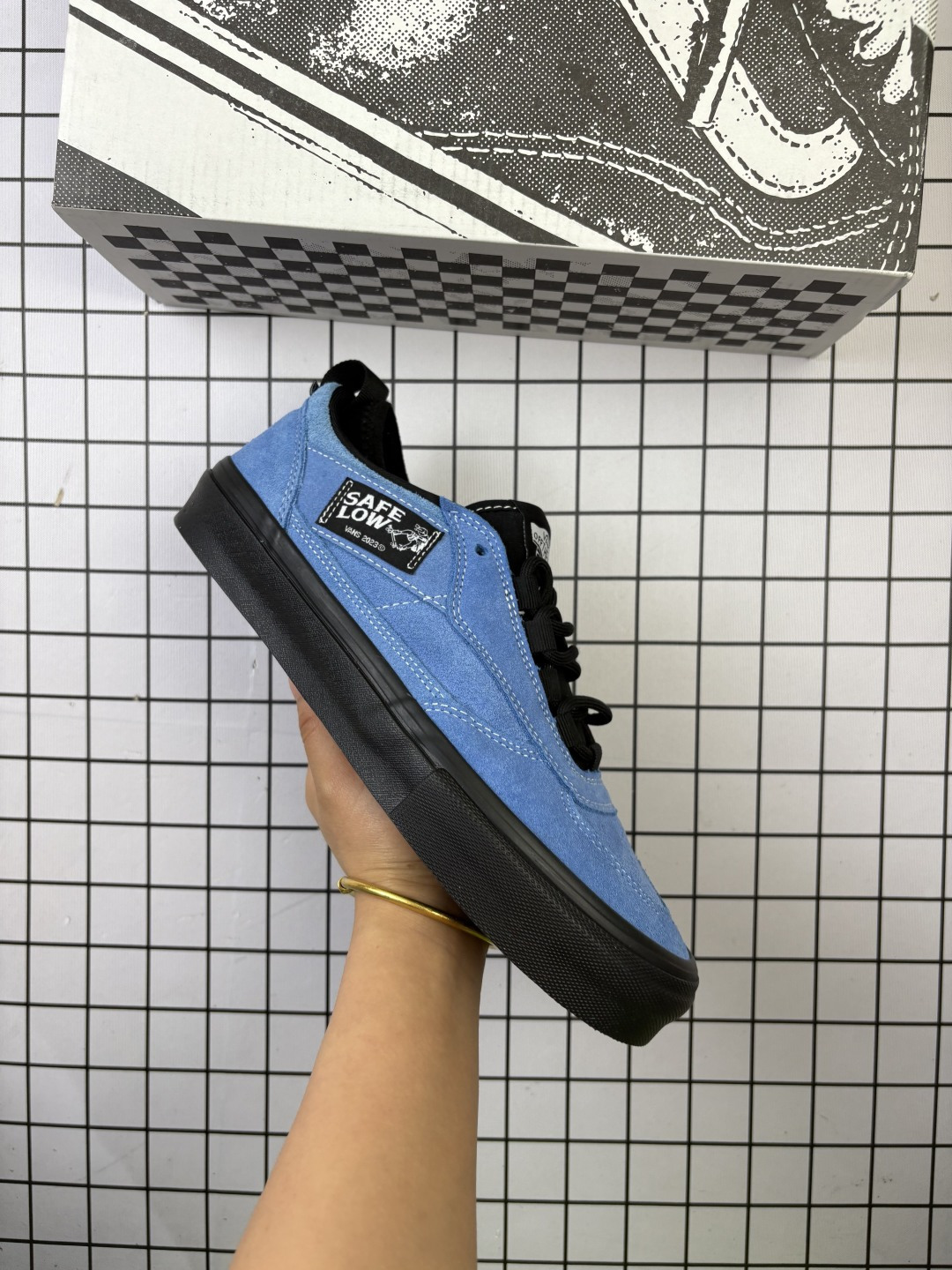 编辑💰140 #新品上市实拍 
Vans safe  Skool 万斯经典黑低帮休闲板鞋
编码旭D
35-45