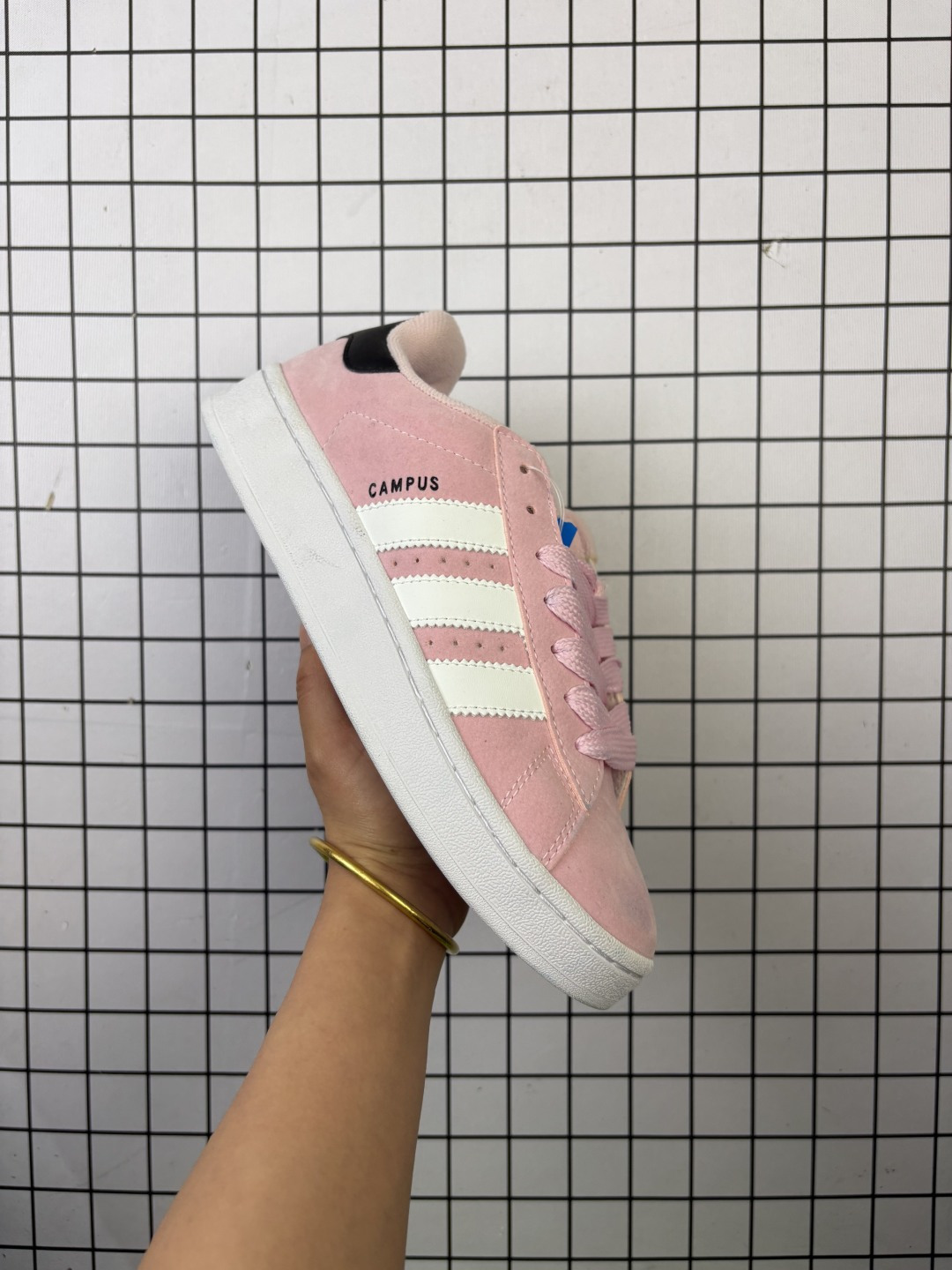💰75 Adidas Originals Campus 00s 学院系列 面包风经典复古低帮百搭休闲运动板鞋 货号：GY0037 尺码：36～41 编码新Y