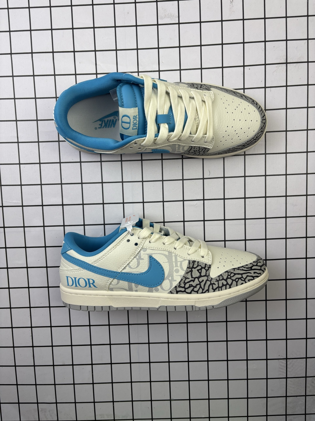 💰150
耐克 Nike Sb Dunk Low Pro 男女同款运动鞋复古板鞋,尽情迈步,彰显个性风采。采用柔软皮革鞋面,经久耐穿,塑就如元年款 Dunk 般的复古质感。鞋头透气孔,搭配鞋口和鞋舌形状,忠实沿袭元年款经典外观。全掌型橡胶外底,造就非凡抓地力。Dunk 起初专为篮球运动打造,于 80 年代末成为滑板界新宠,现已跃升成为街头时尚标杆。加垫低帮鞋口结合耐穿外底,助你自信舞动。
货号:XD1588
码数:36 36.5 37.5 38 38.5 39 40 40.5 41 42 42.5 43 44 45
编码清F