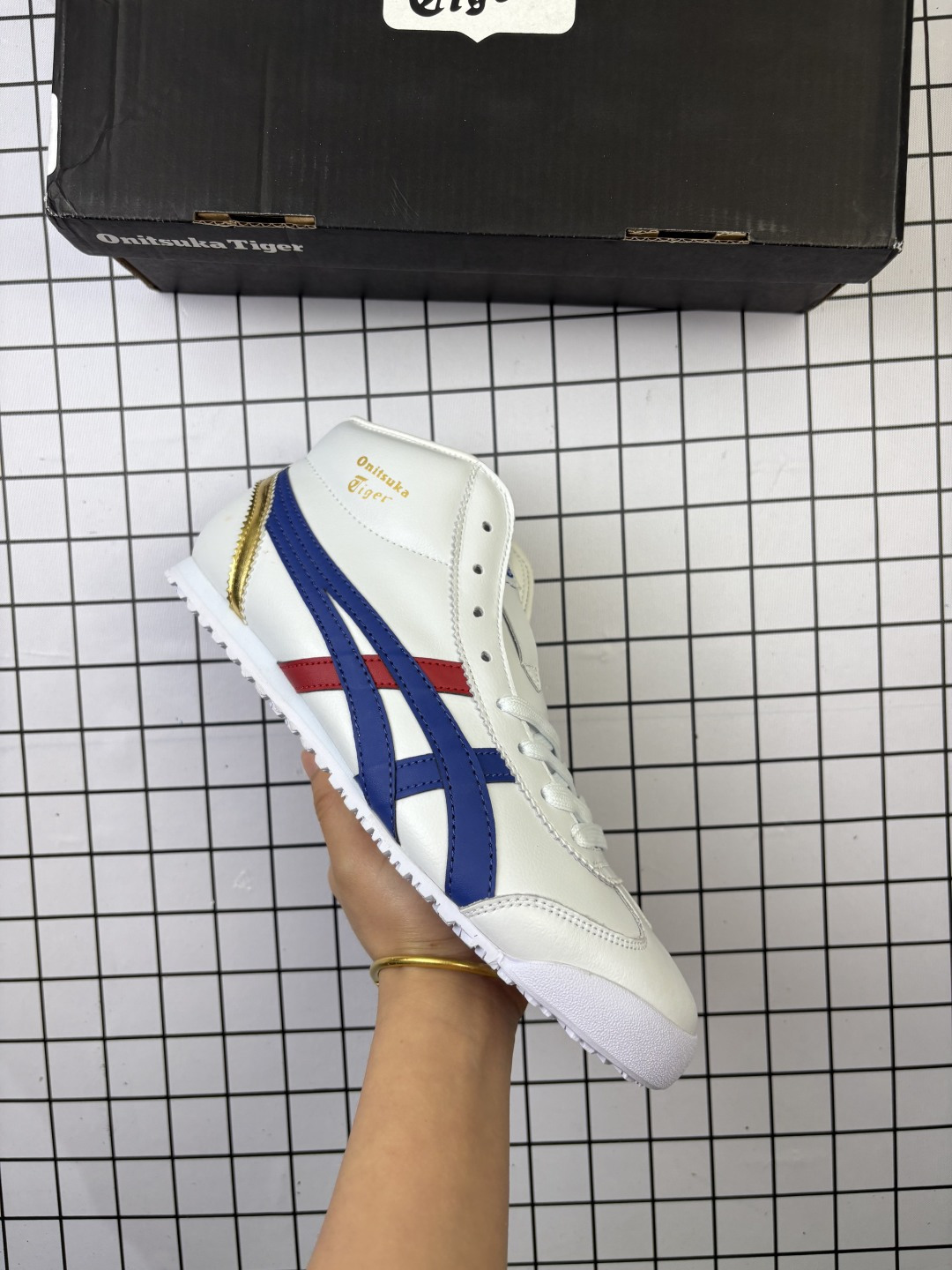 🈴💰100 
ASICS/亚瑟士 Onitsuka Tiger/鬼冢虎 MEXICO 66男女款高帮
Size:36～45
编码双M