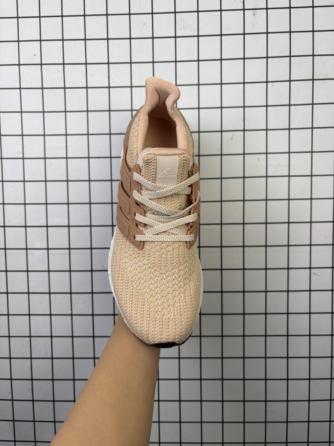 Adidas/阿迪达斯 Adidas Ultra Boost UB 4.0爆米花材质缓震慢跑鞋系列 BB6309 类型:男女鞋 编码:大Y