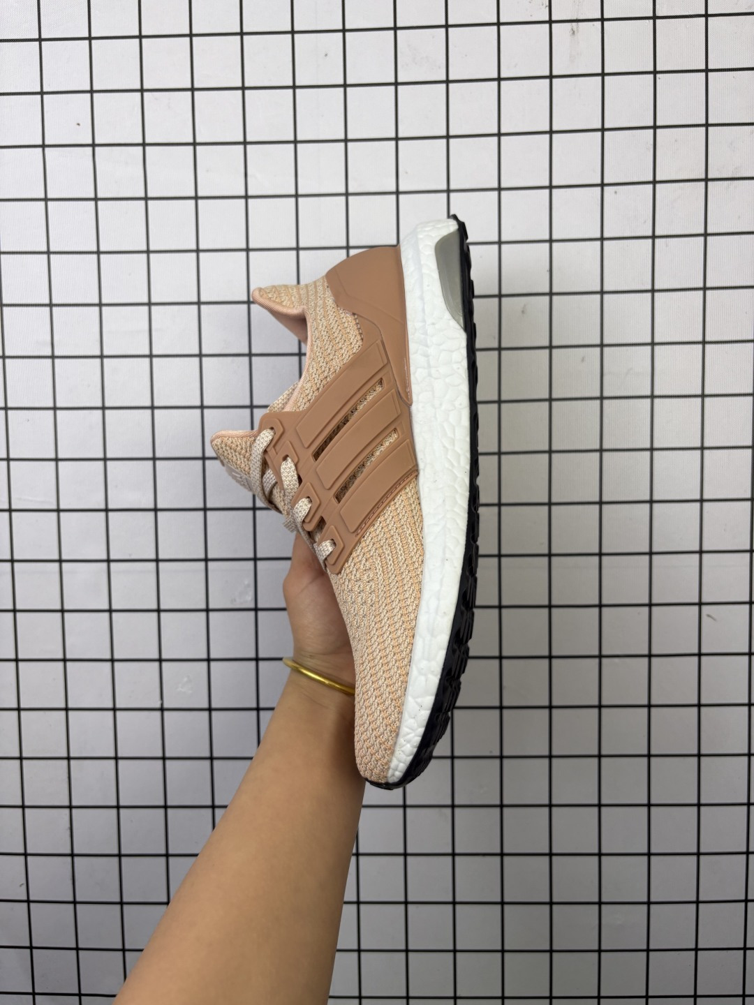 Adidas/阿迪达斯 Adidas Ultra Boost UB 4.0爆米花材质缓震慢跑鞋系列 BB6309 类型:男女鞋 编码:大Y