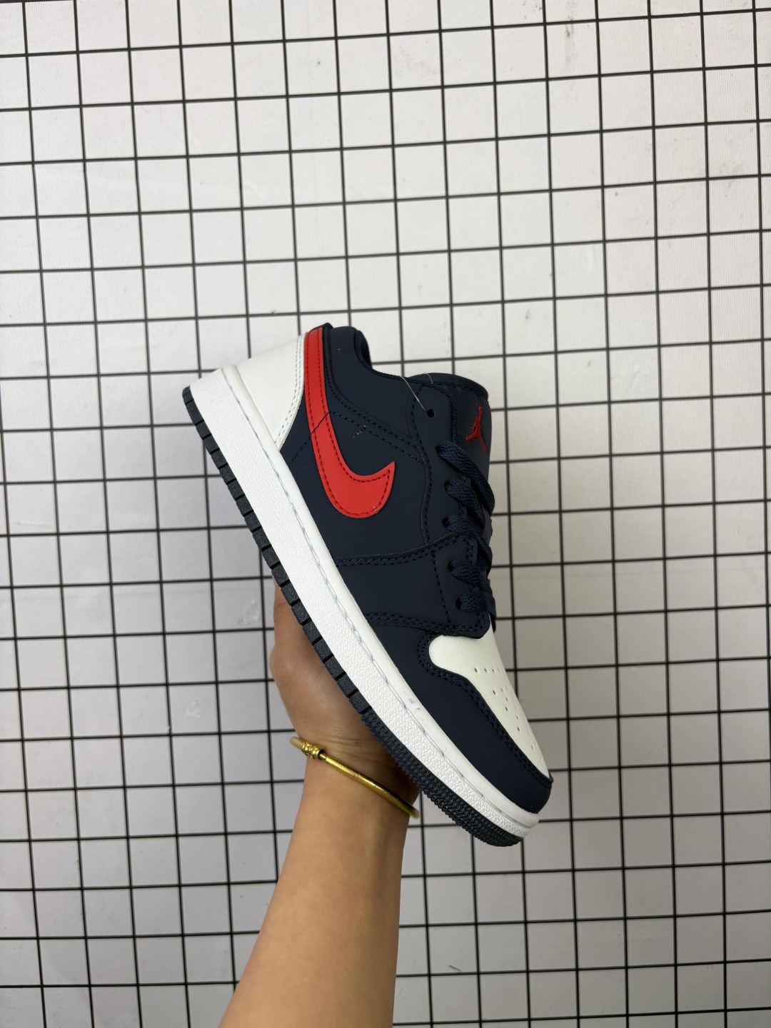 💰70
真标✅Nike Air Jordan 1 x Travis Scott AJ1倒勾 乔一倒钩 耐克 低帮文化篮球鞋
货号:DM7866-104
尺码:36 36.5 37.5 38 38.5 39 40 40.5 41 42 42.5 43 44 45 46
编码758