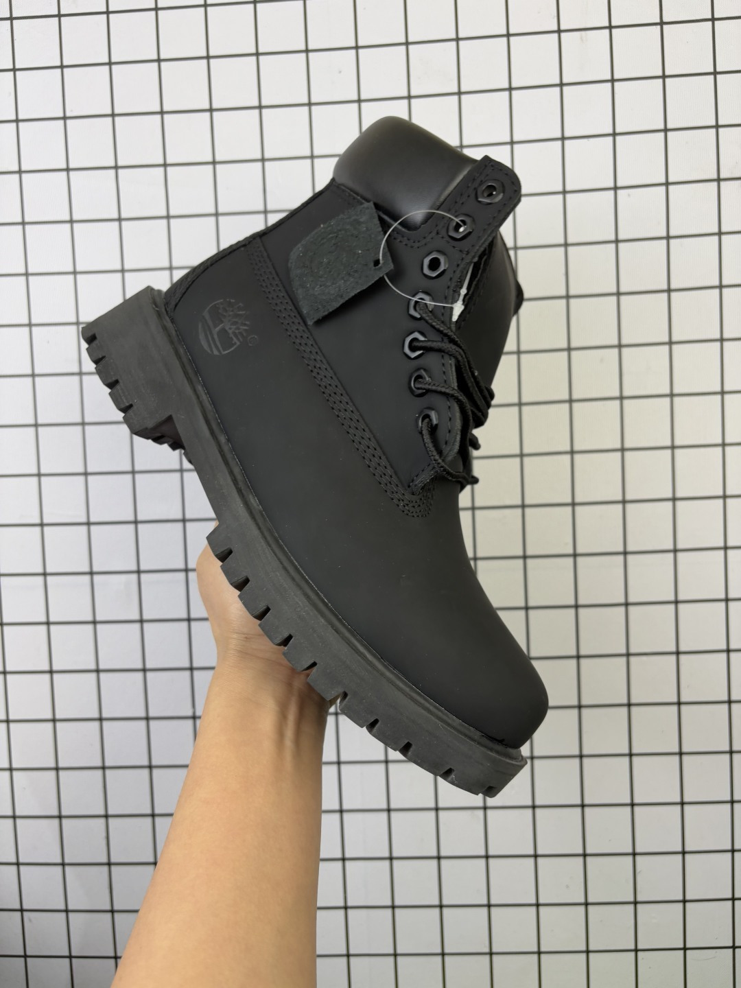 💰130 #新品上市实拍
Timberland添柏岚/天伯伦休闲户外网布系列 广东大厂品质 原盒原包装 面料采用意大利顶级磨砂细纹牛皮 鞋底采用柔软橡胶大底 脚感一流
搭配防臭防腐真皮乳胶鞋垫
给您完美的穿着体验 质量考究耐穿
型男必备 专治不帅 高品质脚感一流
编码老男H
35.5-46