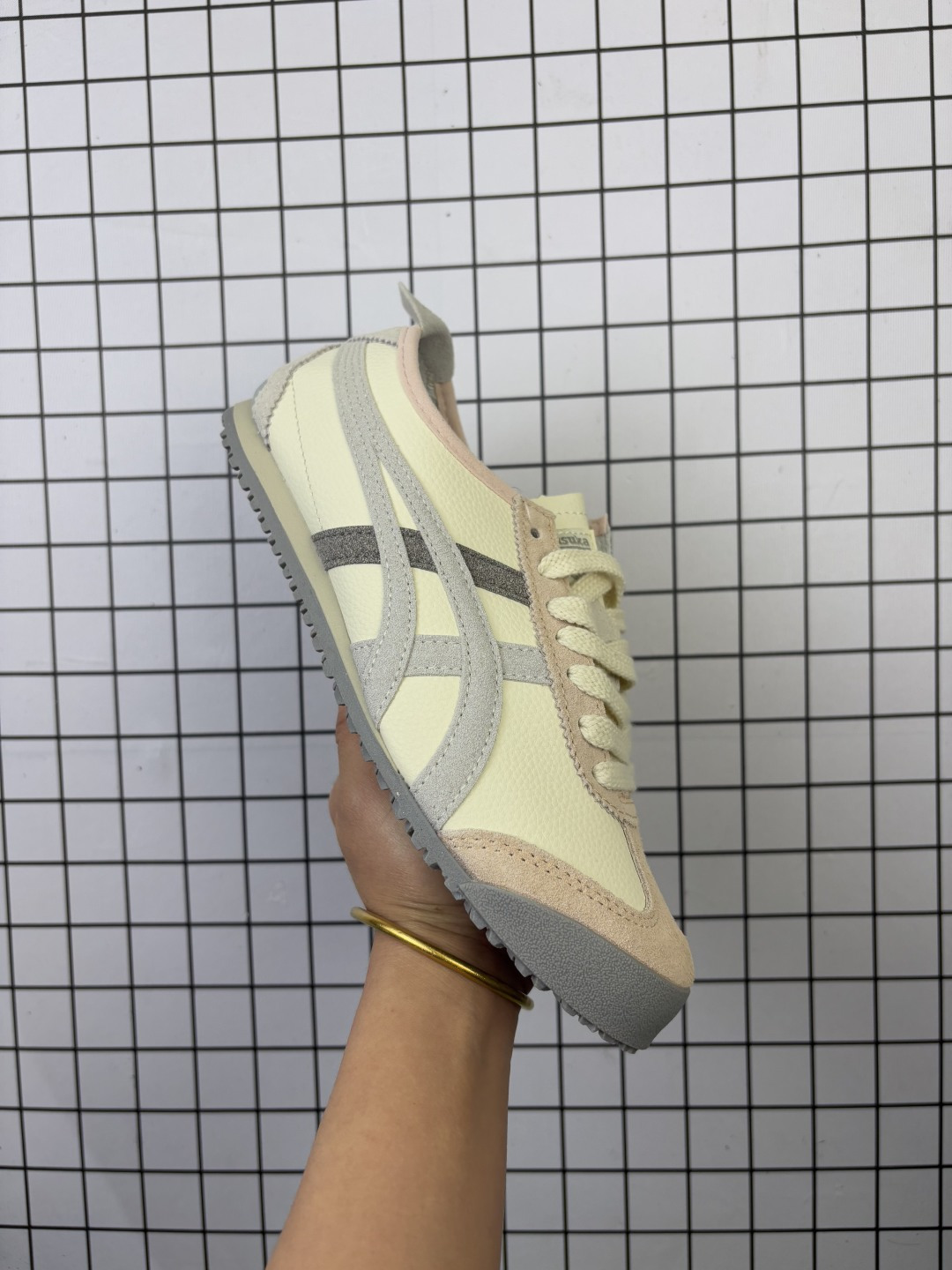 💰80 真标✅Onitsuka Tiger鬼冢虎 Mexico 66 Slip-on 一脚蹬低帮夏季透气运动休闲鞋 货号:1183C076-252 尺码:36 37 37.5 38 38.5 39.5 40.5 41.5 42 42.5 43.5 44 45 编码758