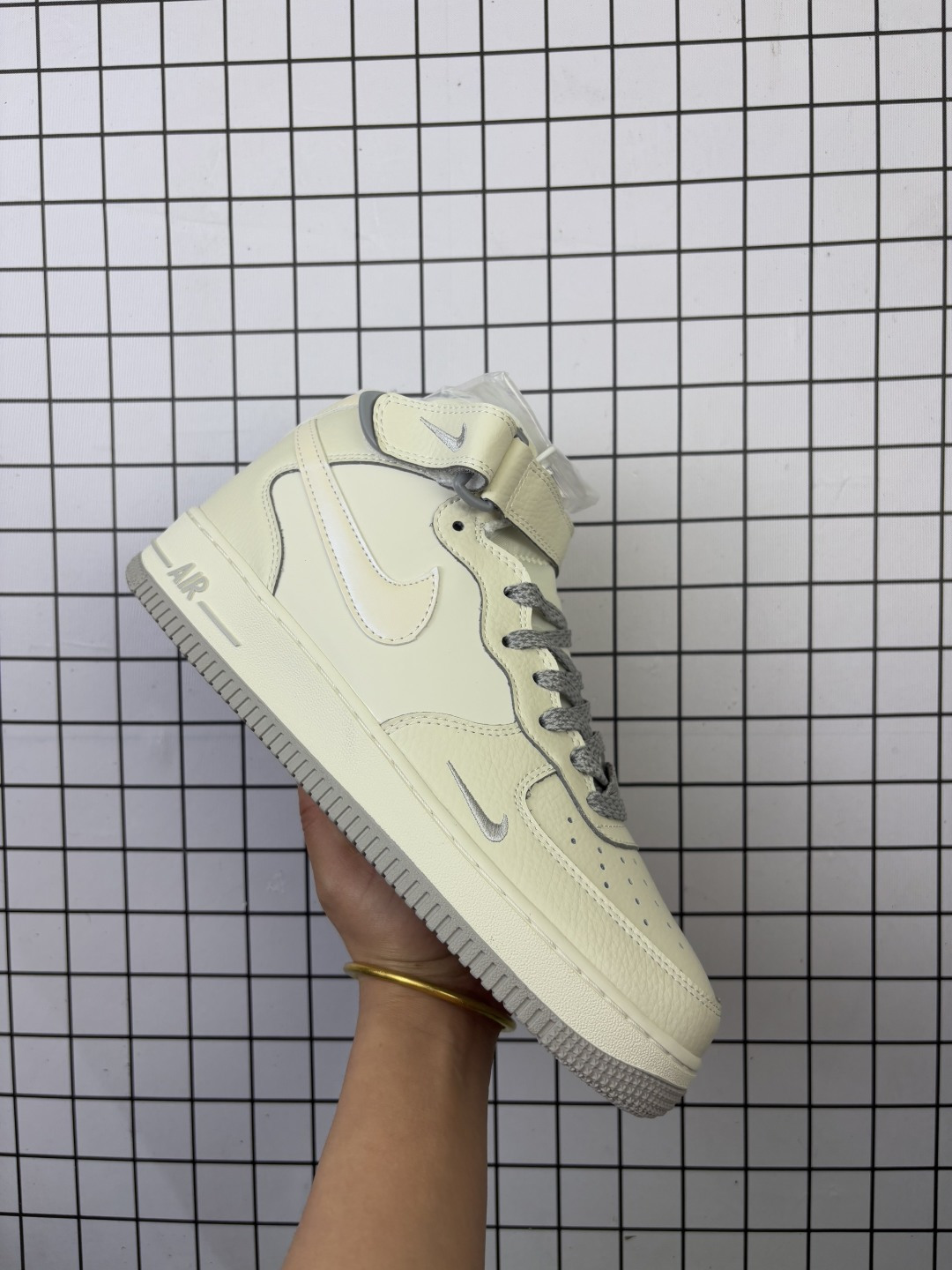 💰210 Nk Air Force 1'07 Mid 深蓝珠光小勾 空军一号中帮休闲板鞋 SG2356-801 #3M反光 定制皮料 原楦原纸板 纯正版型 清洁度完美 内置全掌气垫 尺码:36 36.5 37.5 38 38.5 39 40 40.5 41 42 42.5 43 44 44.5 45