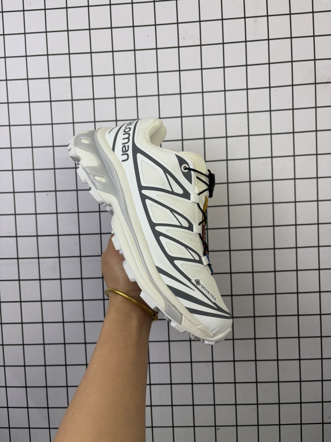 💰130
Salomon/萨洛蒙 升级原楦开发版型，采用耐磨防护透气网布鞋面材质，欧索莱环保去臭环型组合鞋垫，中底EnergyCell缓震物料组合ACS技术外底❗️具层次感的复古风格,法国户外品牌-萨洛蒙/Salomon XT-6 ExpanseTriple/Black"XT-6浩瀚系列越野徒步外休闲运动跑步鞋“ 

类型：男鞋
码数：40 41 42 43 44
编码：小X