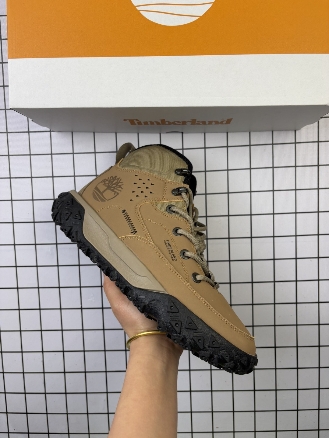 🈴💰230
【公司级】Timberland添柏岚靴子天伯伦高帮马丁靴 踢不烂经典大黄靴 防水面料 高帮靴 马丁靴 户外休闲潮流系列 搭配防臭防腐真皮乳胶鞋垫,给您完美的穿着体验,质量考究耐穿,专治不帅,高品质脚感一流!
类型:男鞋
尺码:40-46含半码
编码: 699