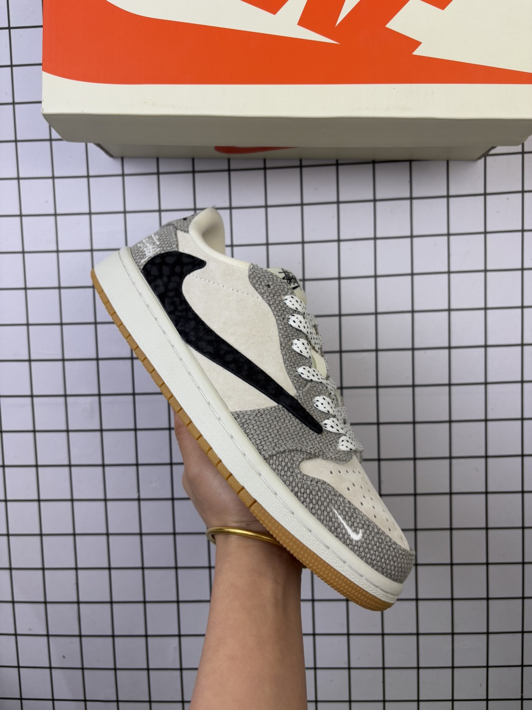 乔丹Air Jordan 1 Low AJ1乔1倒勾联名款低帮休闲复古文化运动板鞋 货号: JH6089 005 编码老男H