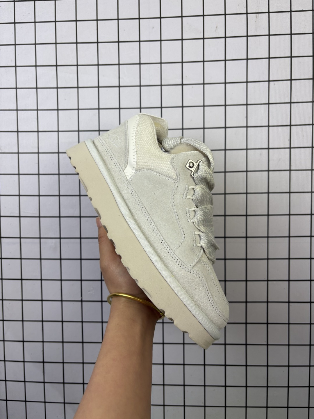 💰260
美国轻奢品牌 UGG W Lowmel 梅尔系列经典百搭面包风休闲便鞋 1144032

码数：35 36 37 38 39 40 41 42 43 44 45
编码753