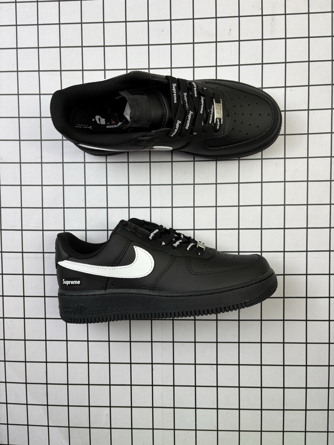 💰90
美系街头品牌-至高出品Supreme x耐克Nike Air Force 1 Low"07空军一号低帮经典百搭休闲运动板鞋 CU9225 002

码数：36 36.5 37.5 38 38.5 39 40 40.5 41 42 42.5 43 44 45
编码753