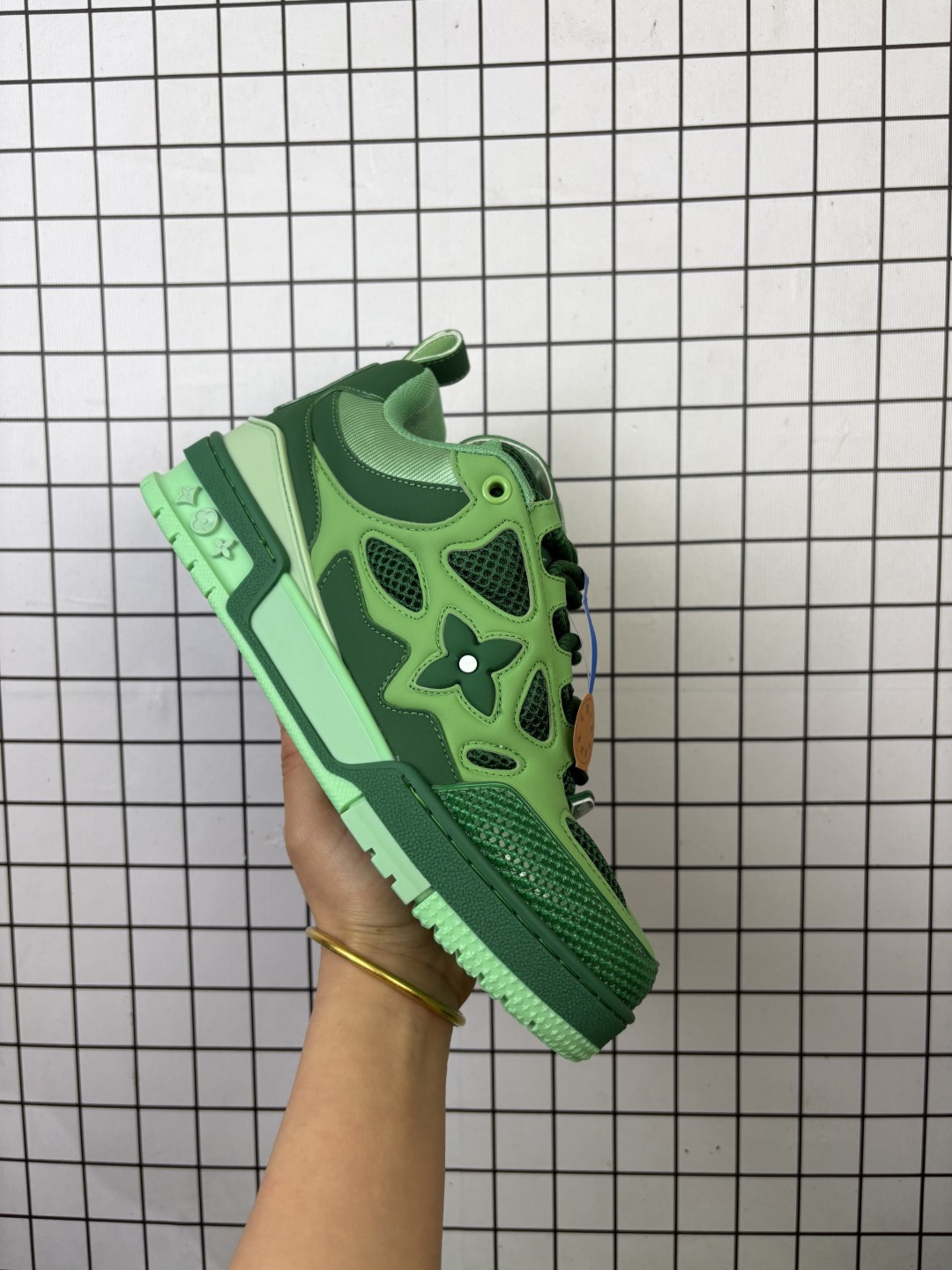 法国巴黎百年奢侈品牌LV路易威登Louis Vuitton Trainer Sneaker Low 运动系列低帮复古百搭休闲运动文化篮球板鞋 编码啊童M