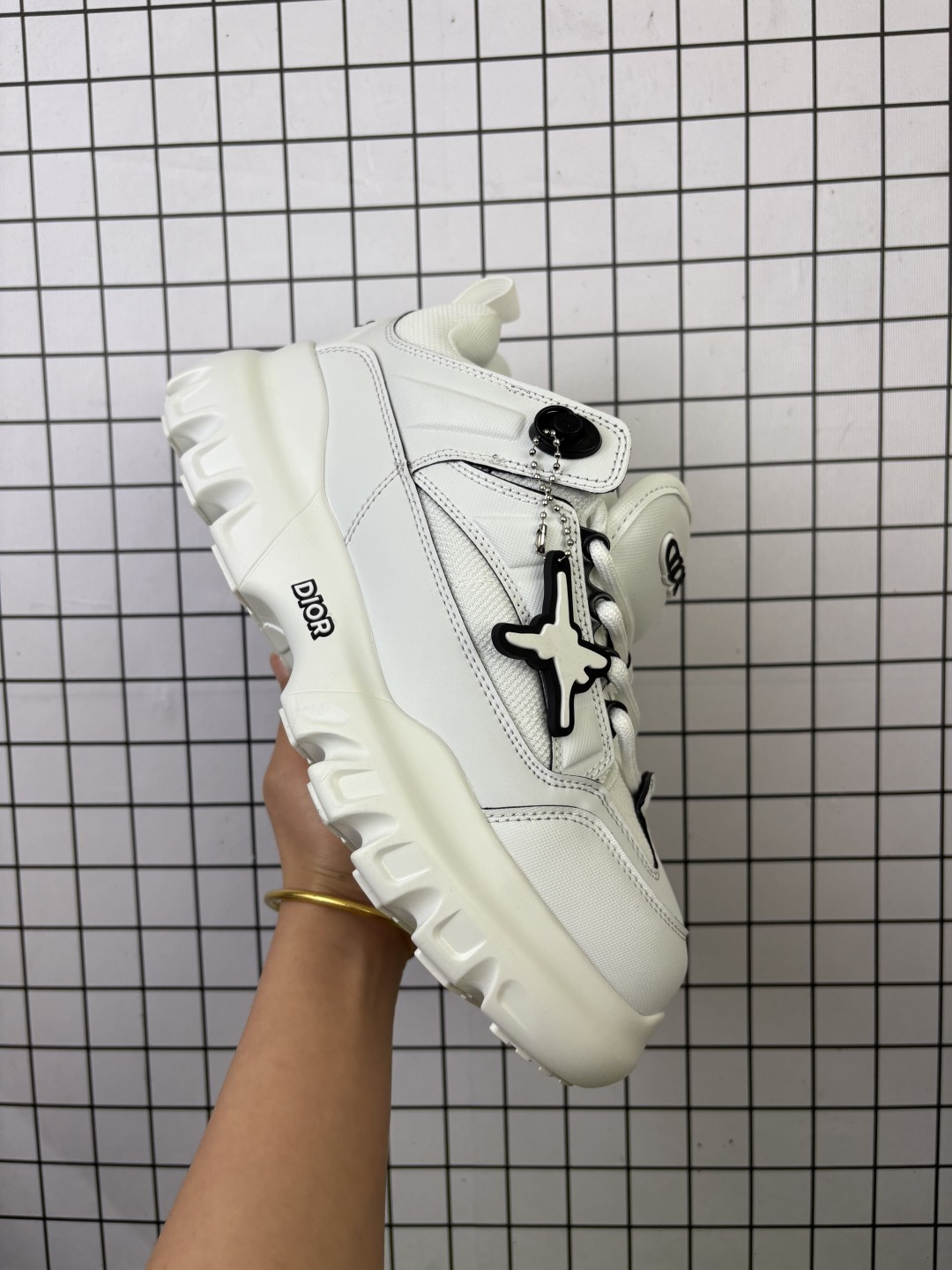 💰170 公司级:DIOR迪奥 SNOW AND LEWIS HAMILTON 圆头系带 低帮 生活休闲鞋 货号:3DE395ZDS226405 尺码:39-45 编码688